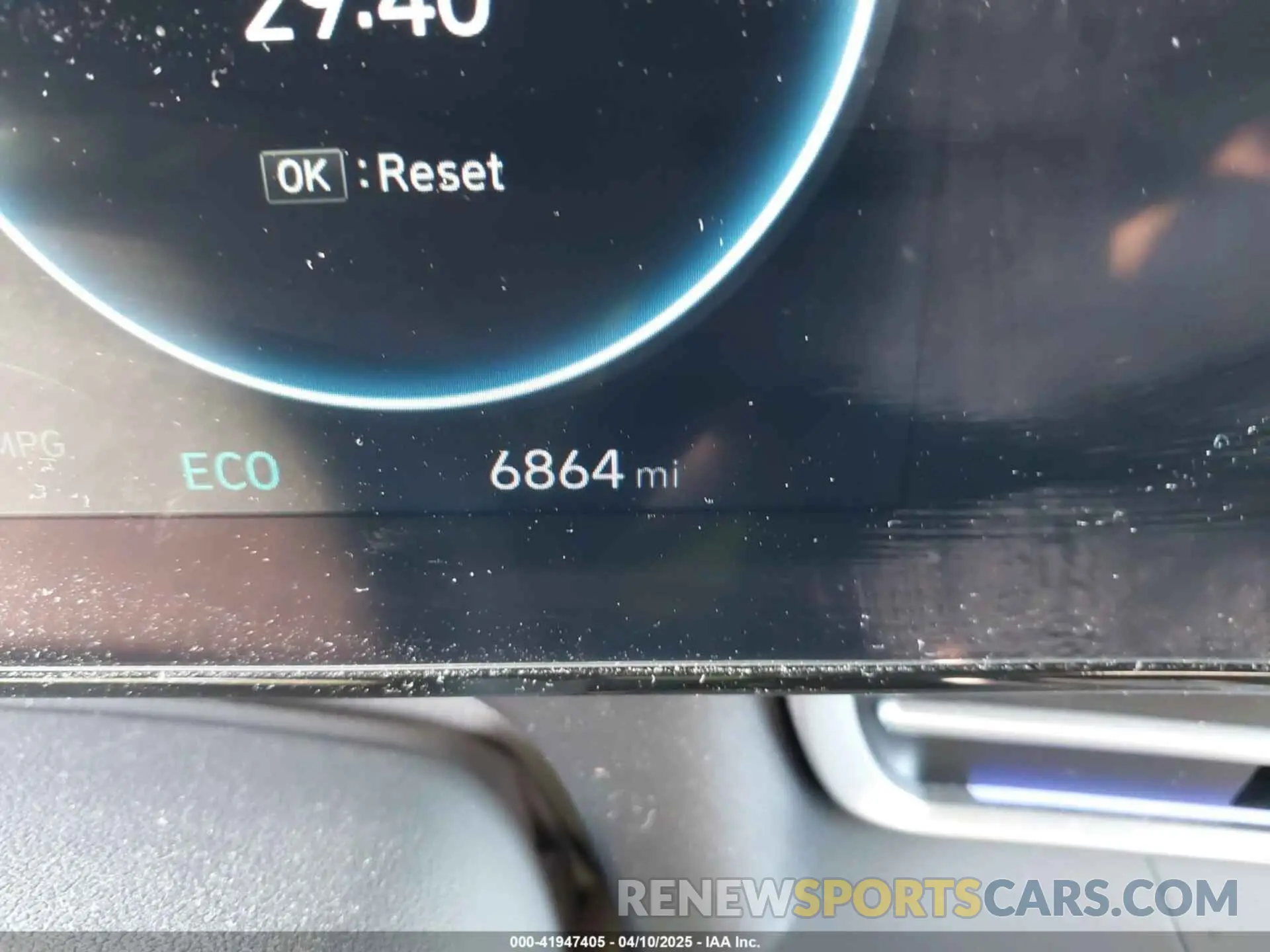 15 fotografías del automóvil dañado KMHLM4DJ0RU103156 HYUNDAI ELANTRA HYBRID 2024