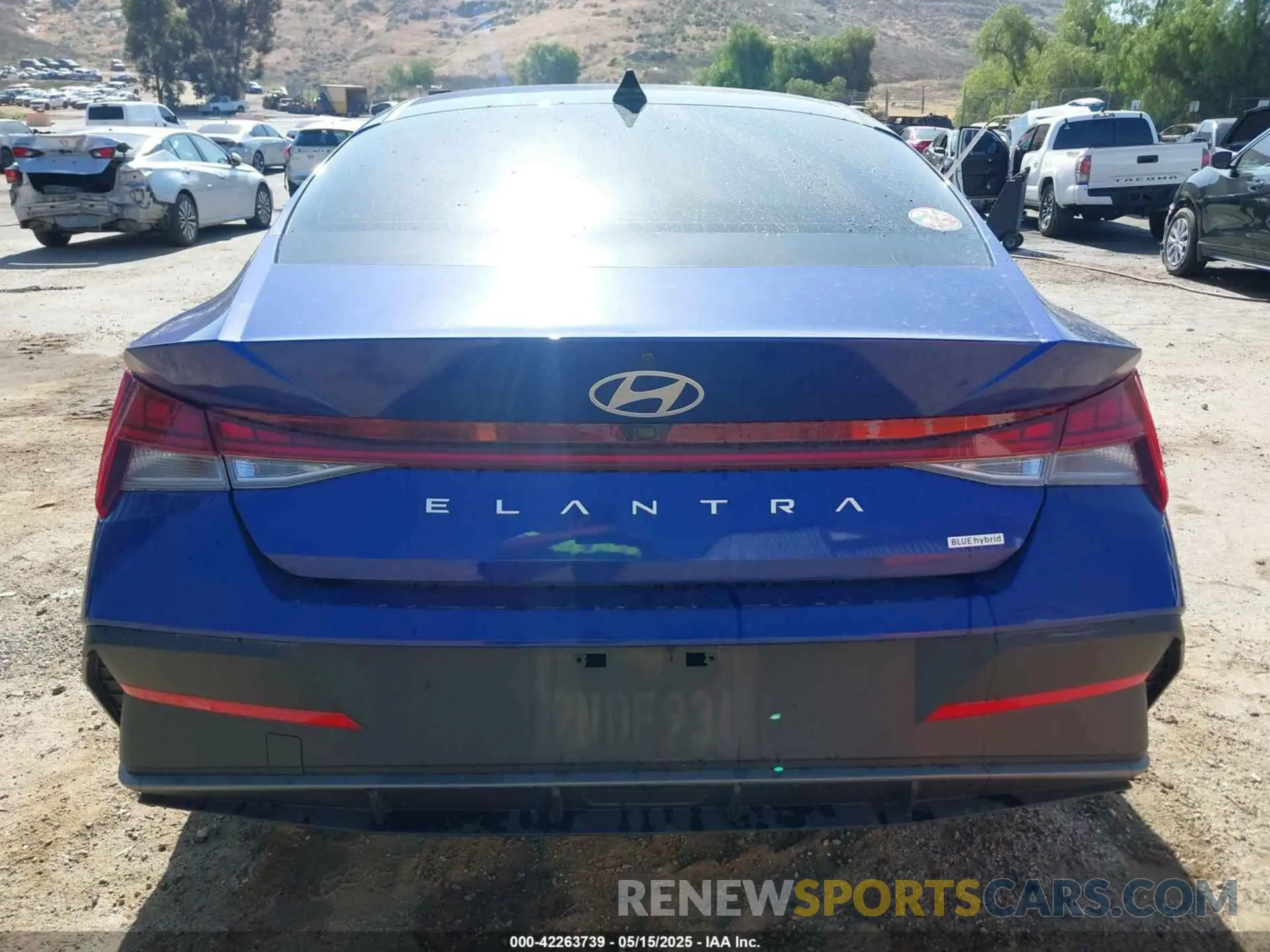 16 fotografías del automóvil dañado KMHLM4DJ4RU097281 HYUNDAI ELANTRA HYBRID 2024
