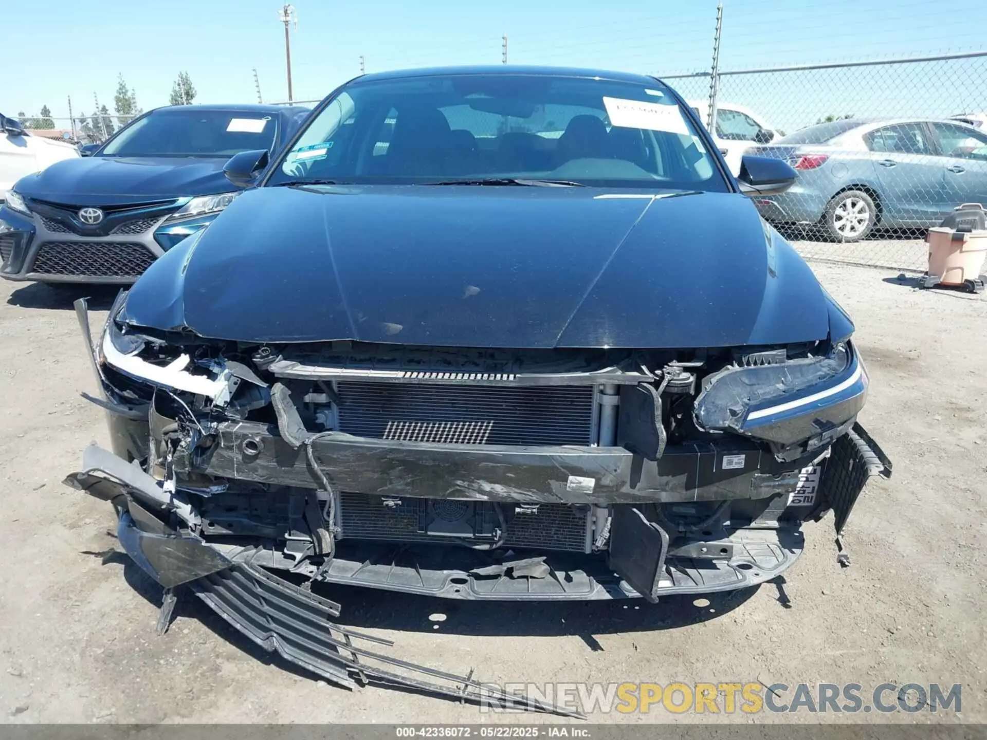 12 fotografías del automóvil dañado KMHLM4DJ8RU107889 HYUNDAI ELANTRA HYBRID 2024