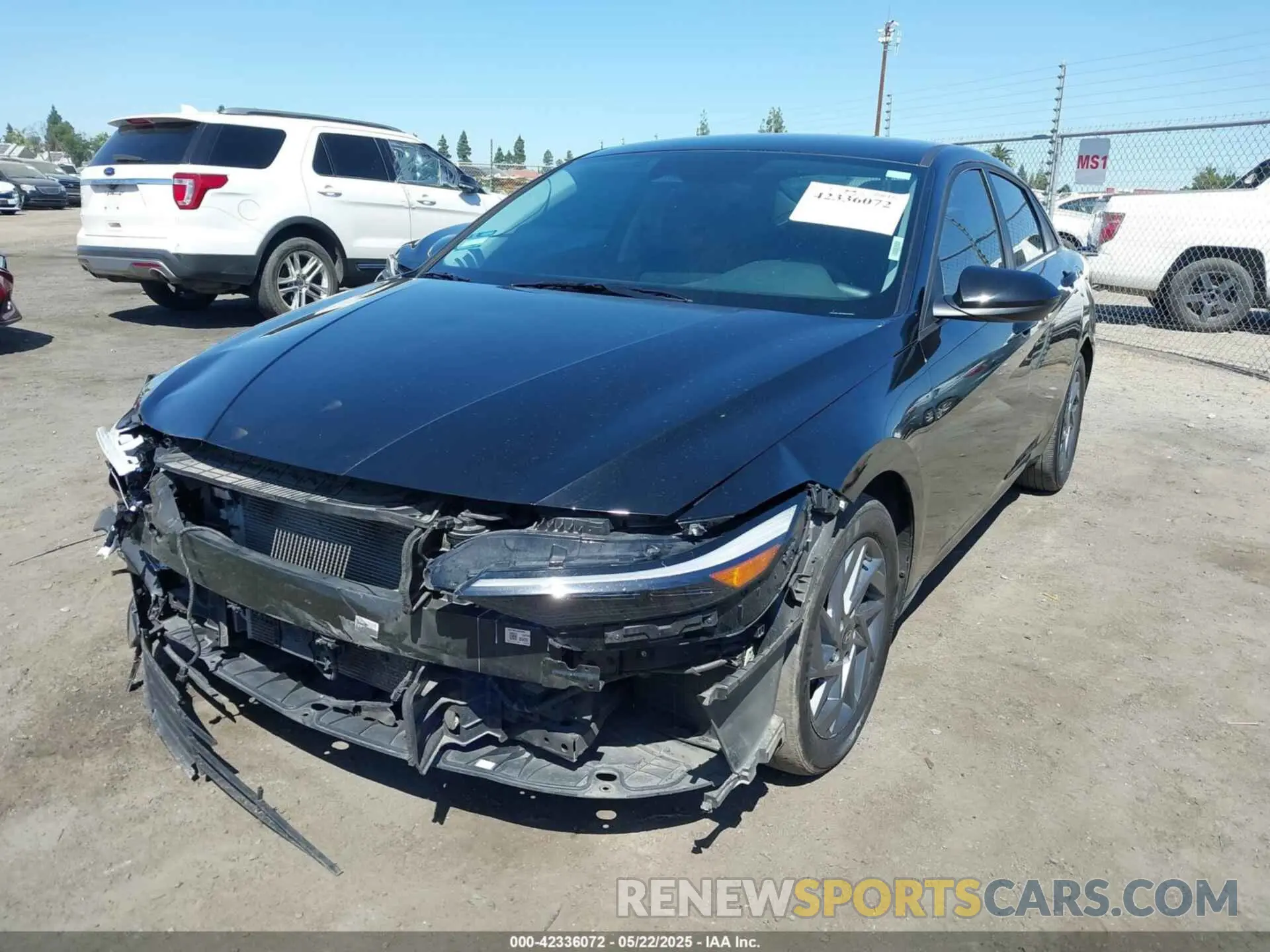 2 fotografías del automóvil dañado KMHLM4DJ8RU107889 HYUNDAI ELANTRA HYBRID 2024