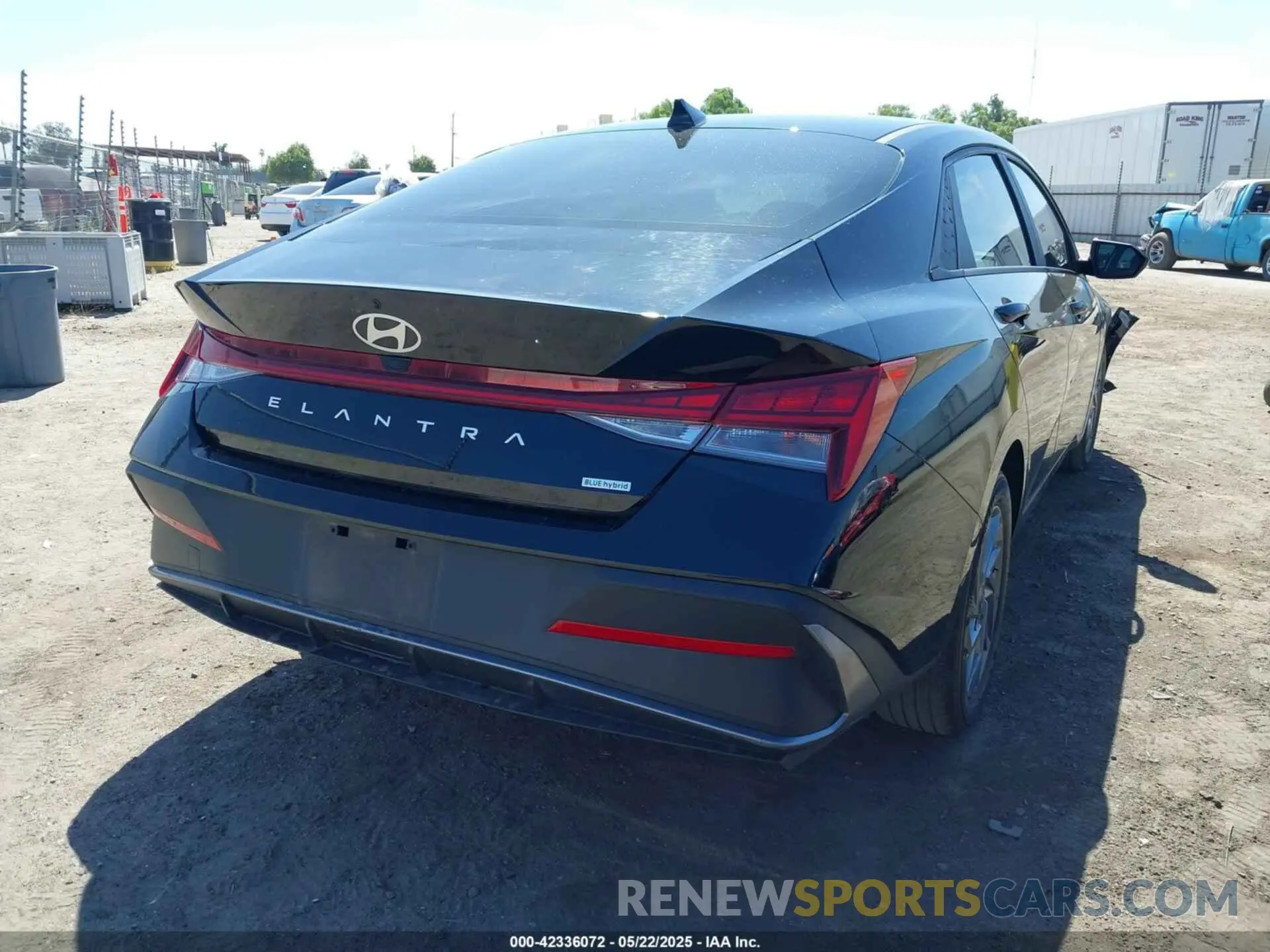 4 fotografías del automóvil dañado KMHLM4DJ8RU107889 HYUNDAI ELANTRA HYBRID 2024