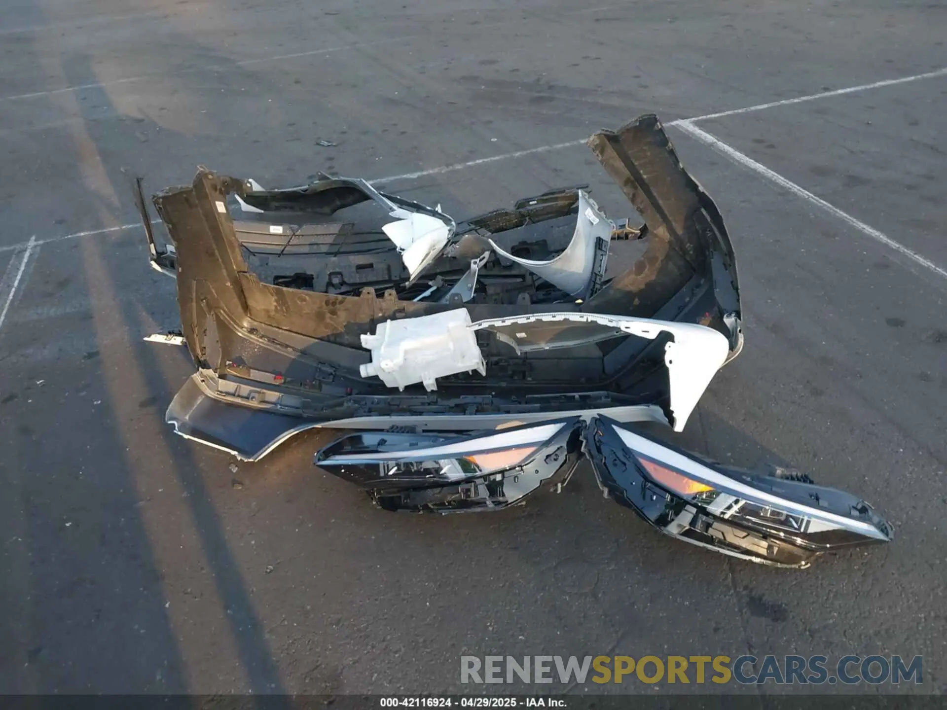 12 fotografías del automóvil dañado KMHLM4DJXRU097320 HYUNDAI ELANTRA HYBRID 2024