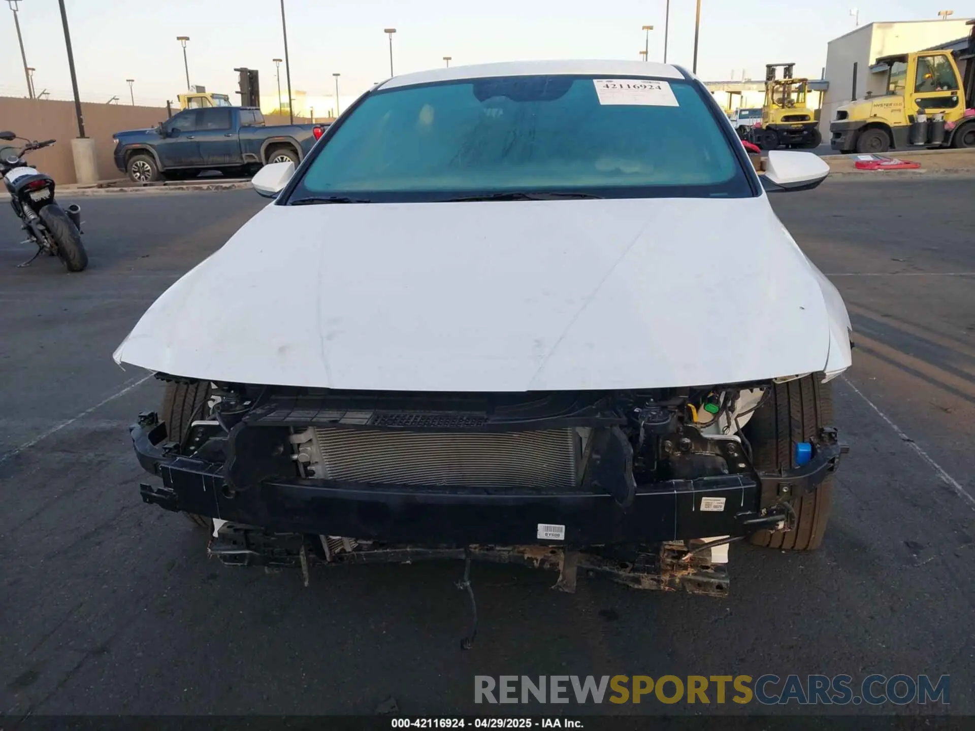 13 fotografías del automóvil dañado KMHLM4DJXRU097320 HYUNDAI ELANTRA HYBRID 2024