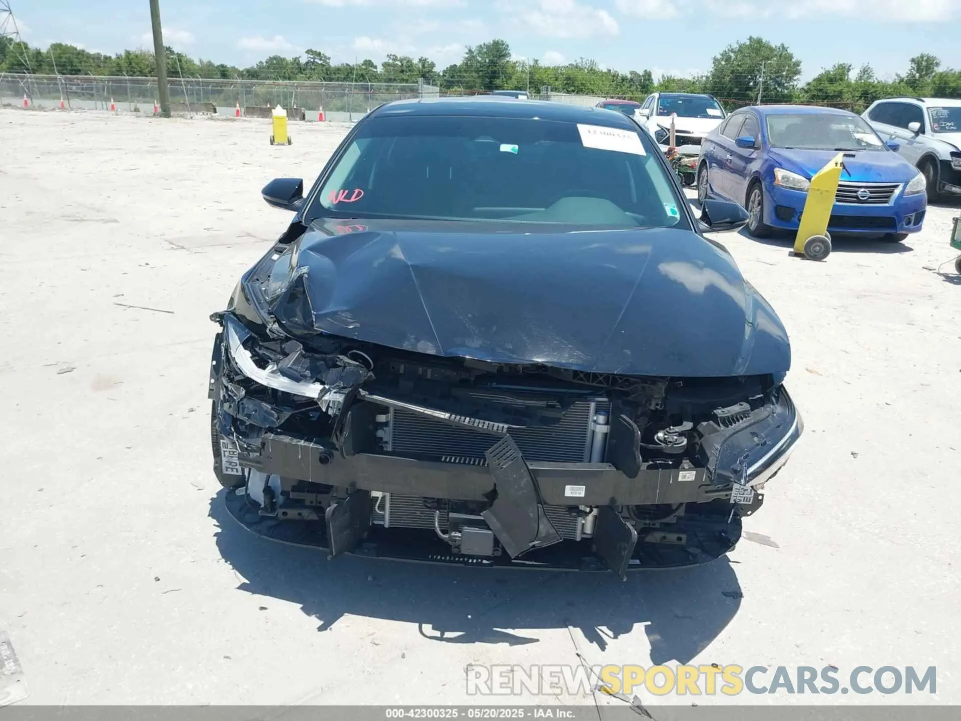 13 fotografías del automóvil dañado KMHLN4DJ7RU107105 HYUNDAI ELANTRA HYBRID 2024