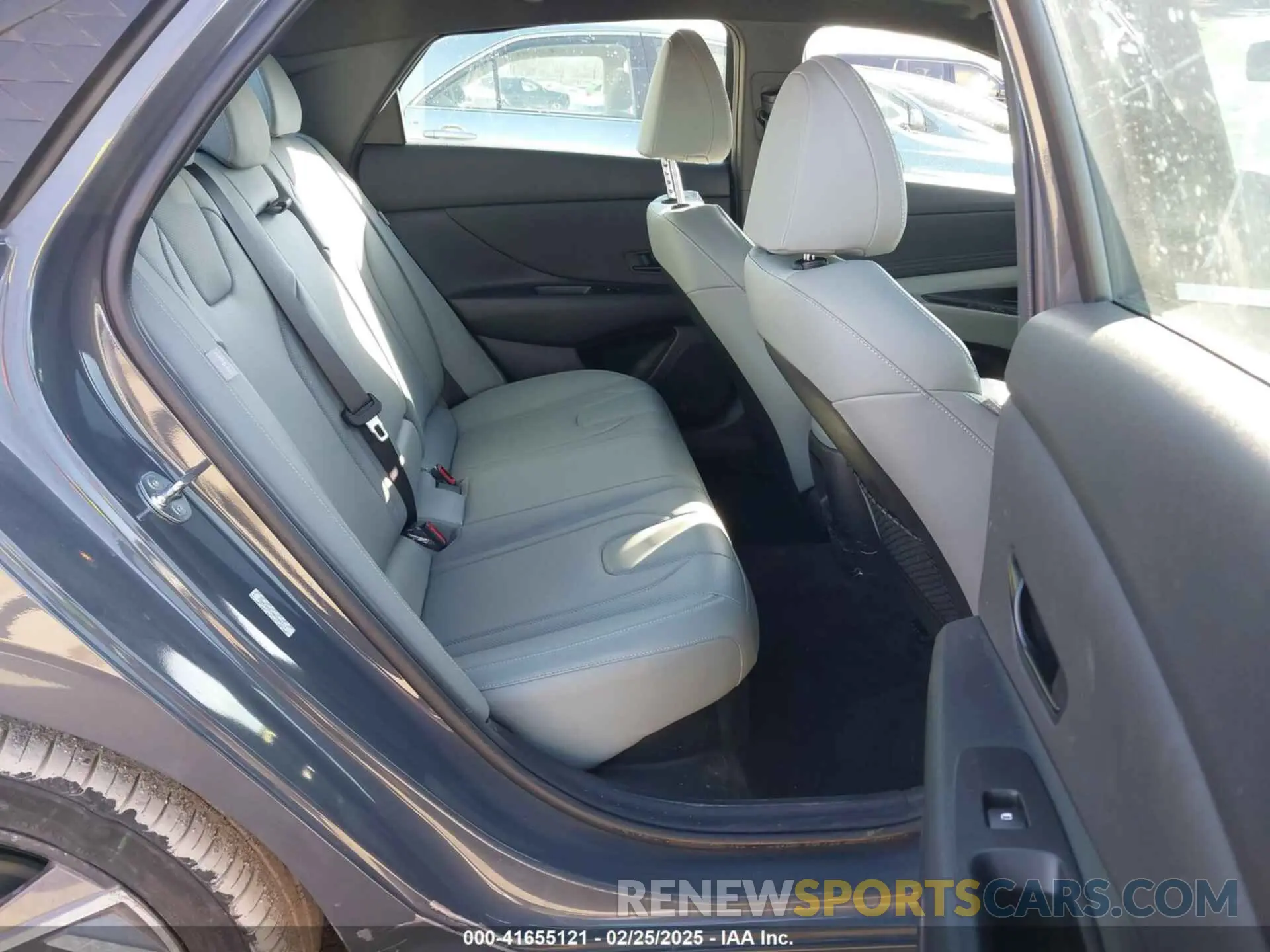 8 fotografías del automóvil dañado KMHLN4DJ9RU104111 HYUNDAI ELANTRA HYBRID 2024