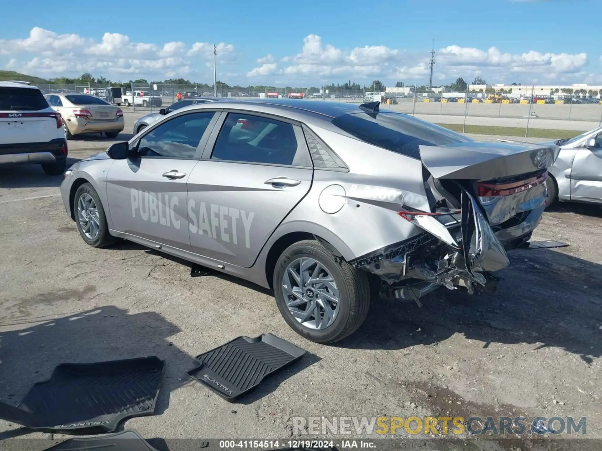 3 fotografías del automóvil dañado KMHLM4DJ5SU122324 HYUNDAI ELANTRA HYBRID 2025