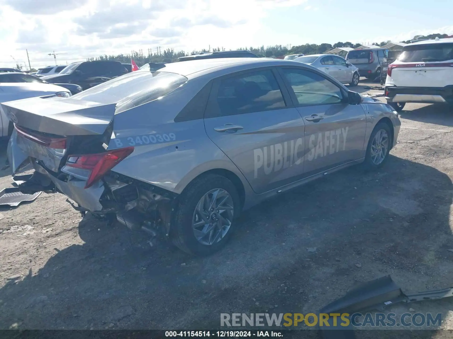 4 fotografías del automóvil dañado KMHLM4DJ5SU122324 HYUNDAI ELANTRA HYBRID 2025