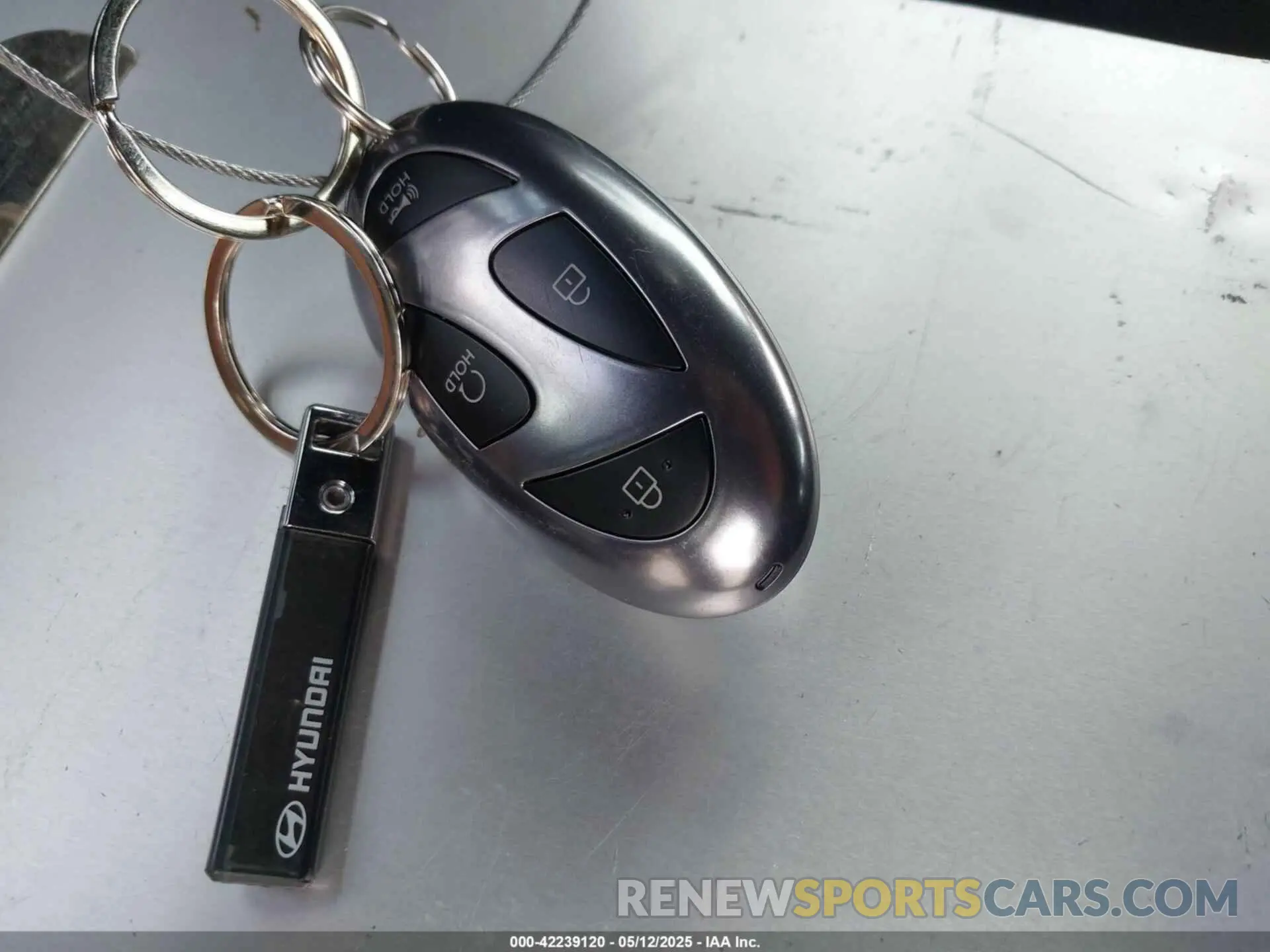 11 fotografías del automóvil dañado KMHLM4DJ5SU126356 HYUNDAI ELANTRA HYBRID 2025
