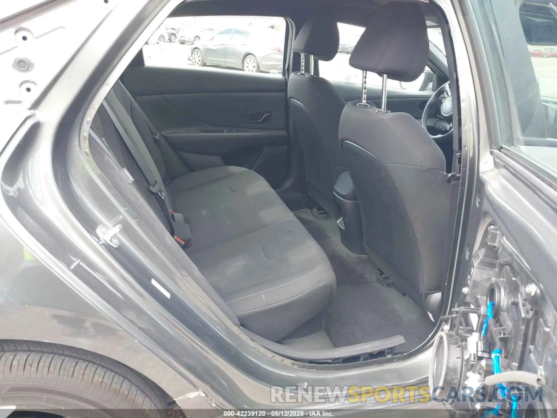 8 fotografías del automóvil dañado KMHLM4DJ5SU126356 HYUNDAI ELANTRA HYBRID 2025