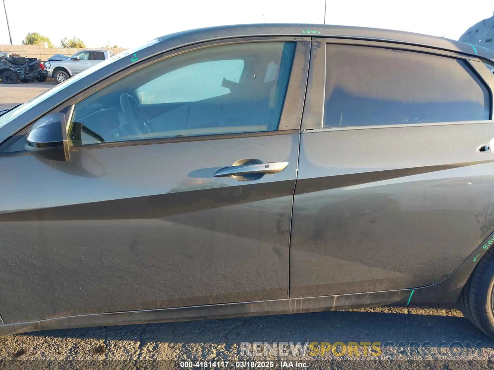 15 fotografías del automóvil dañado KMHLM4DJ9SU131219 HYUNDAI ELANTRA HYBRID 2025