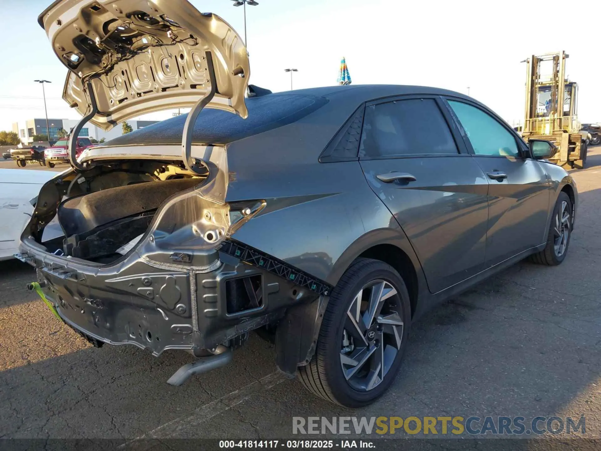 4 fotografías del automóvil dañado KMHLM4DJ9SU131219 HYUNDAI ELANTRA HYBRID 2025