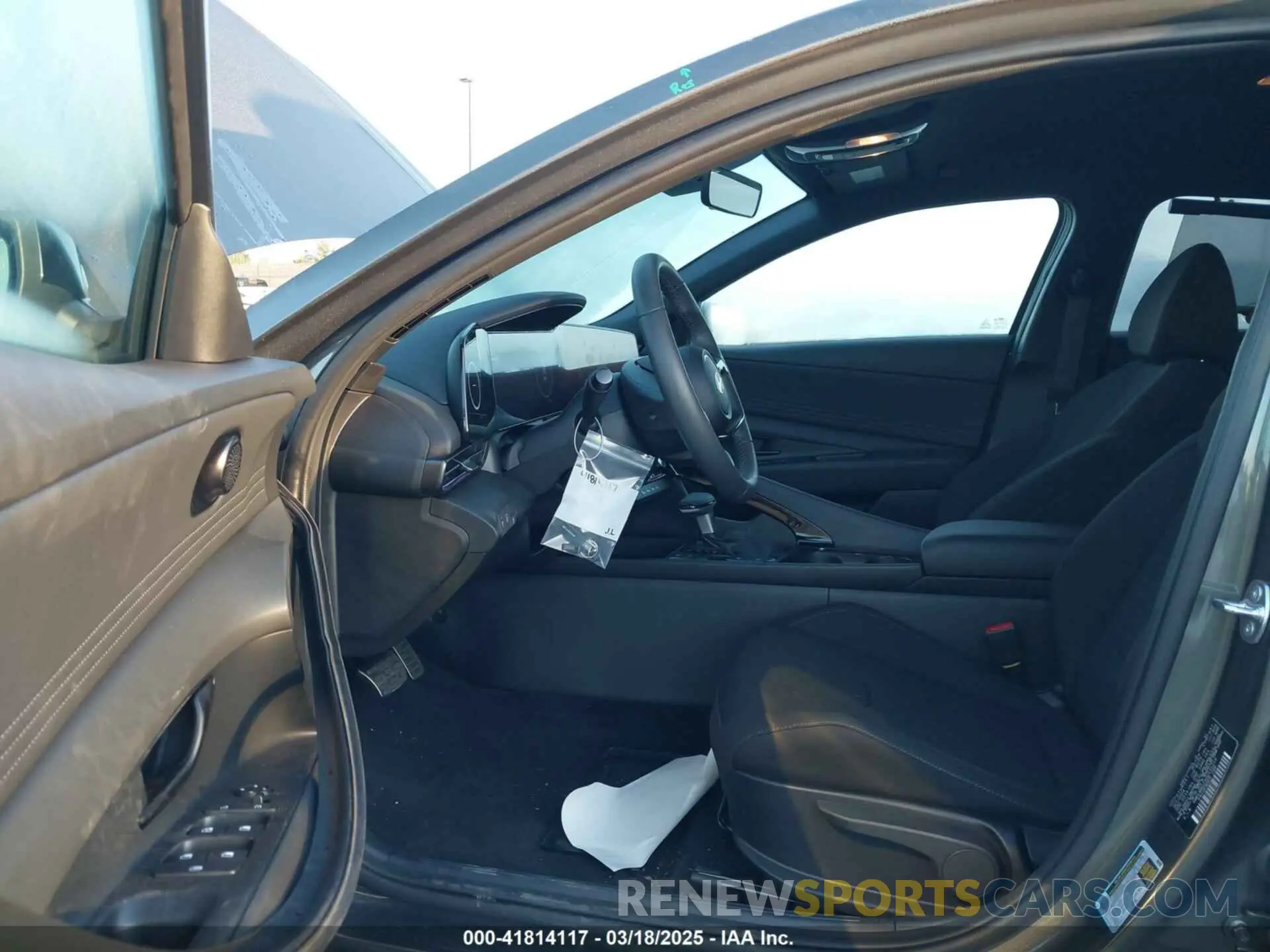 5 fotografías del automóvil dañado KMHLM4DJ9SU131219 HYUNDAI ELANTRA HYBRID 2025