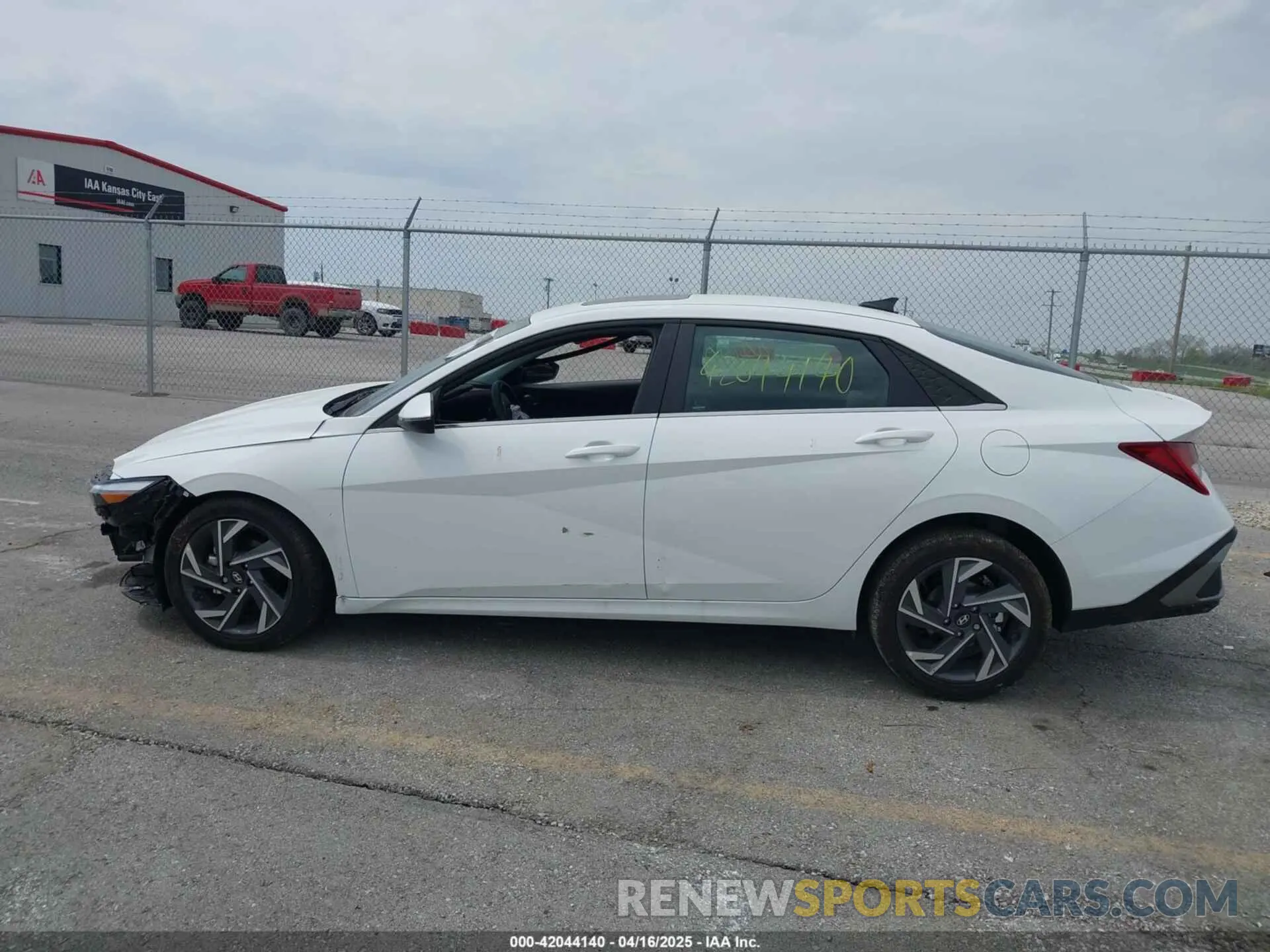 15 fotografías del automóvil dañado KMHLN4DJ5SU134793 HYUNDAI ELANTRA HYBRID 2025