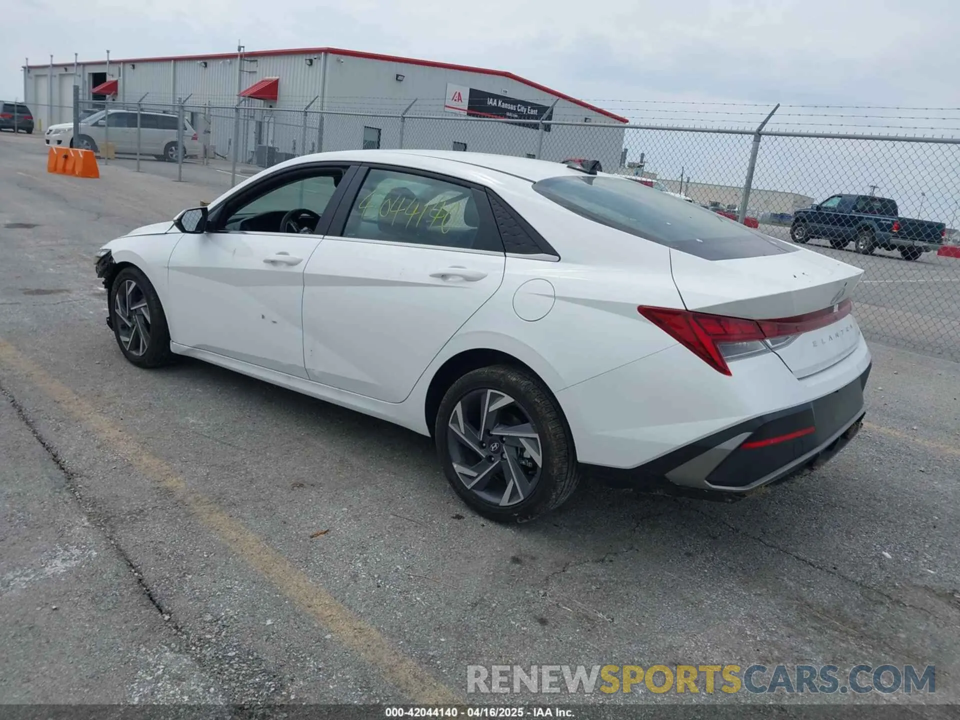 3 fotografías del automóvil dañado KMHLN4DJ5SU134793 HYUNDAI ELANTRA HYBRID 2025