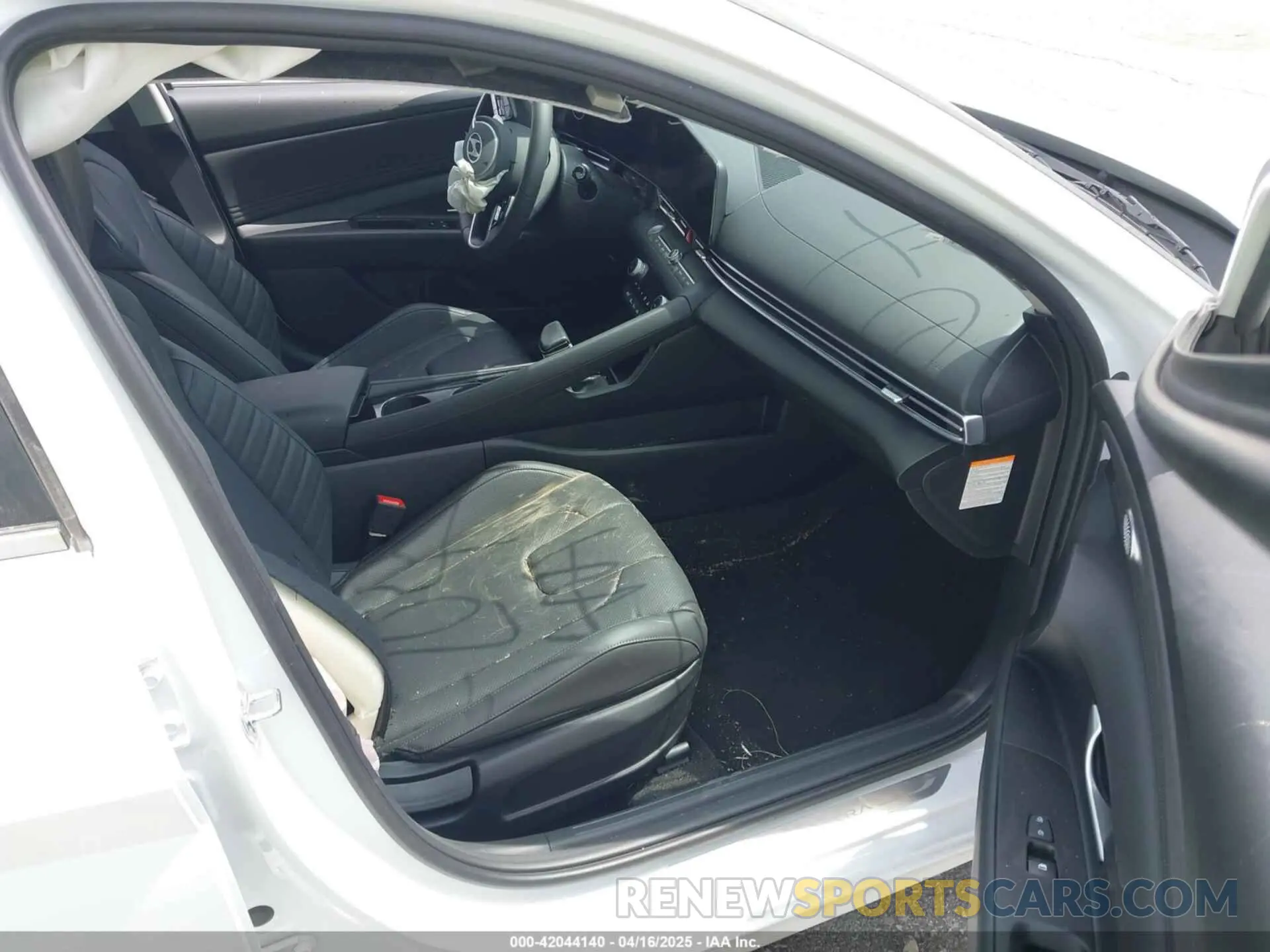5 fotografías del automóvil dañado KMHLN4DJ5SU134793 HYUNDAI ELANTRA HYBRID 2025