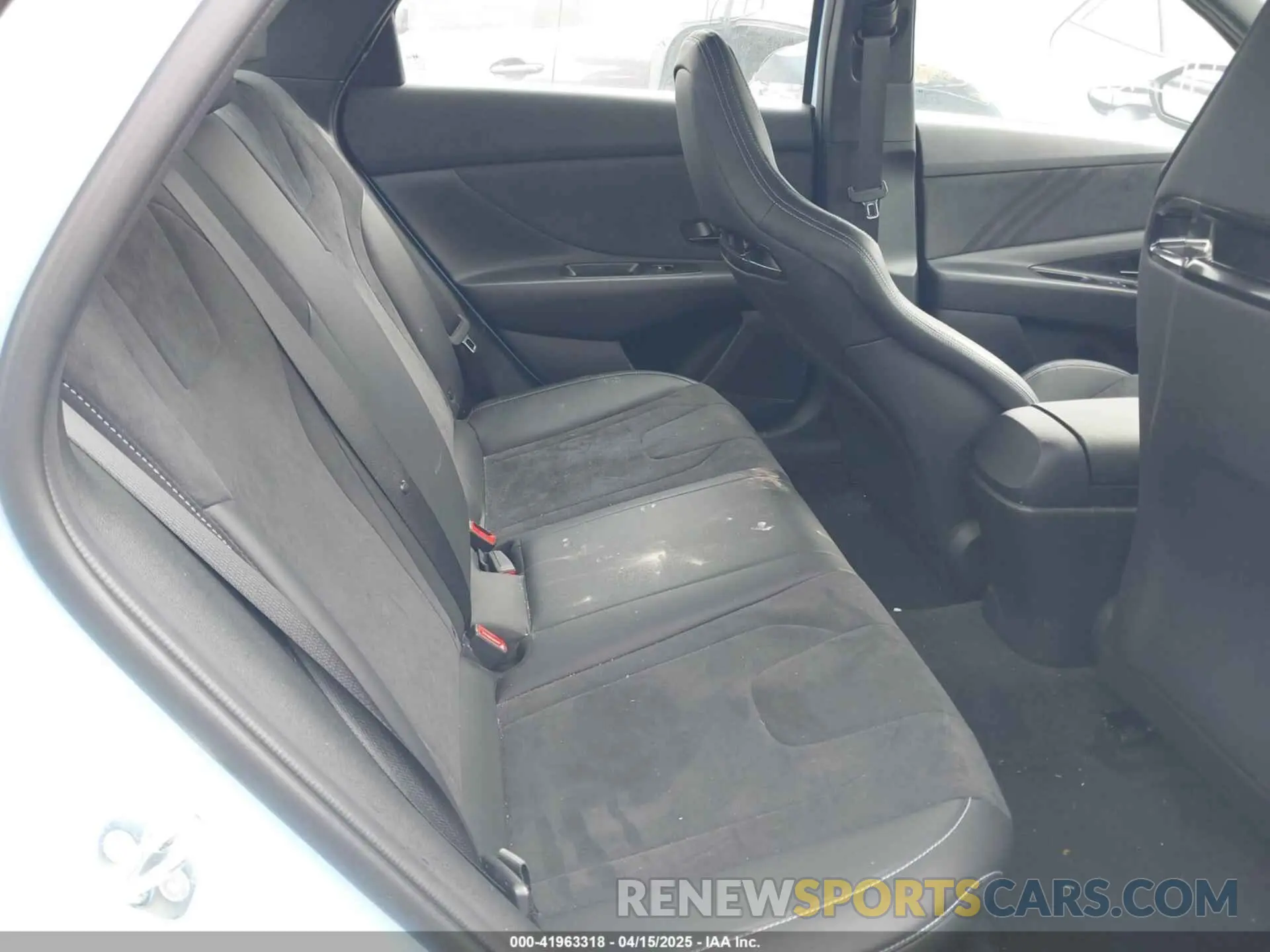 8 fotografías del automóvil dañado KMHLW4AK6PU015054 HYUNDAI ELANTRA N 2023