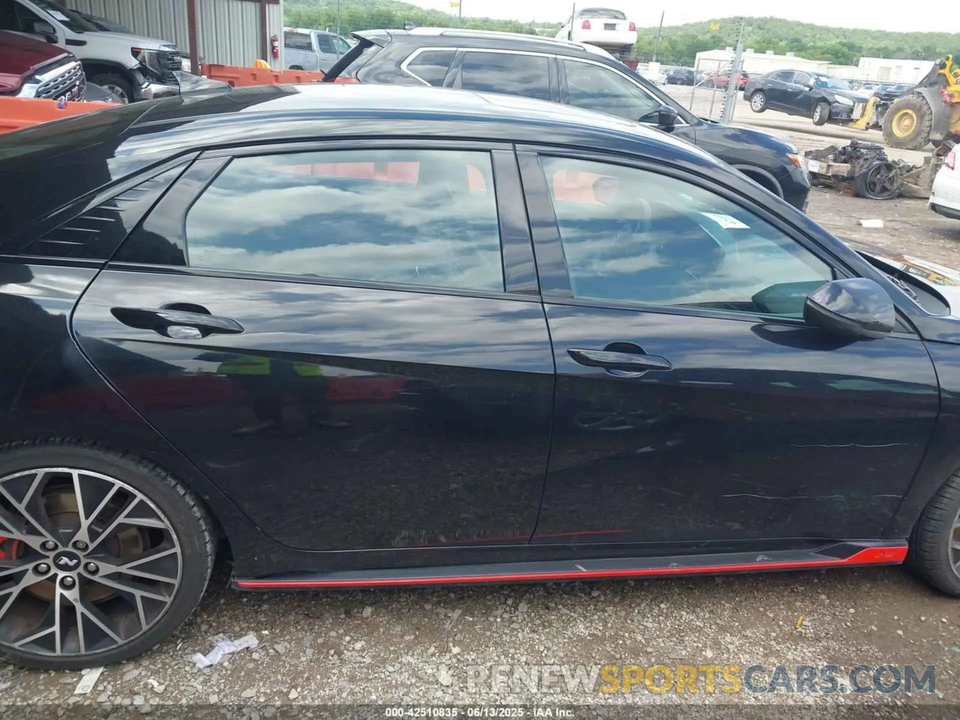 14 fotografías del automóvil dañado KMHLW4AK8PU013564 HYUNDAI ELANTRA N 2023
