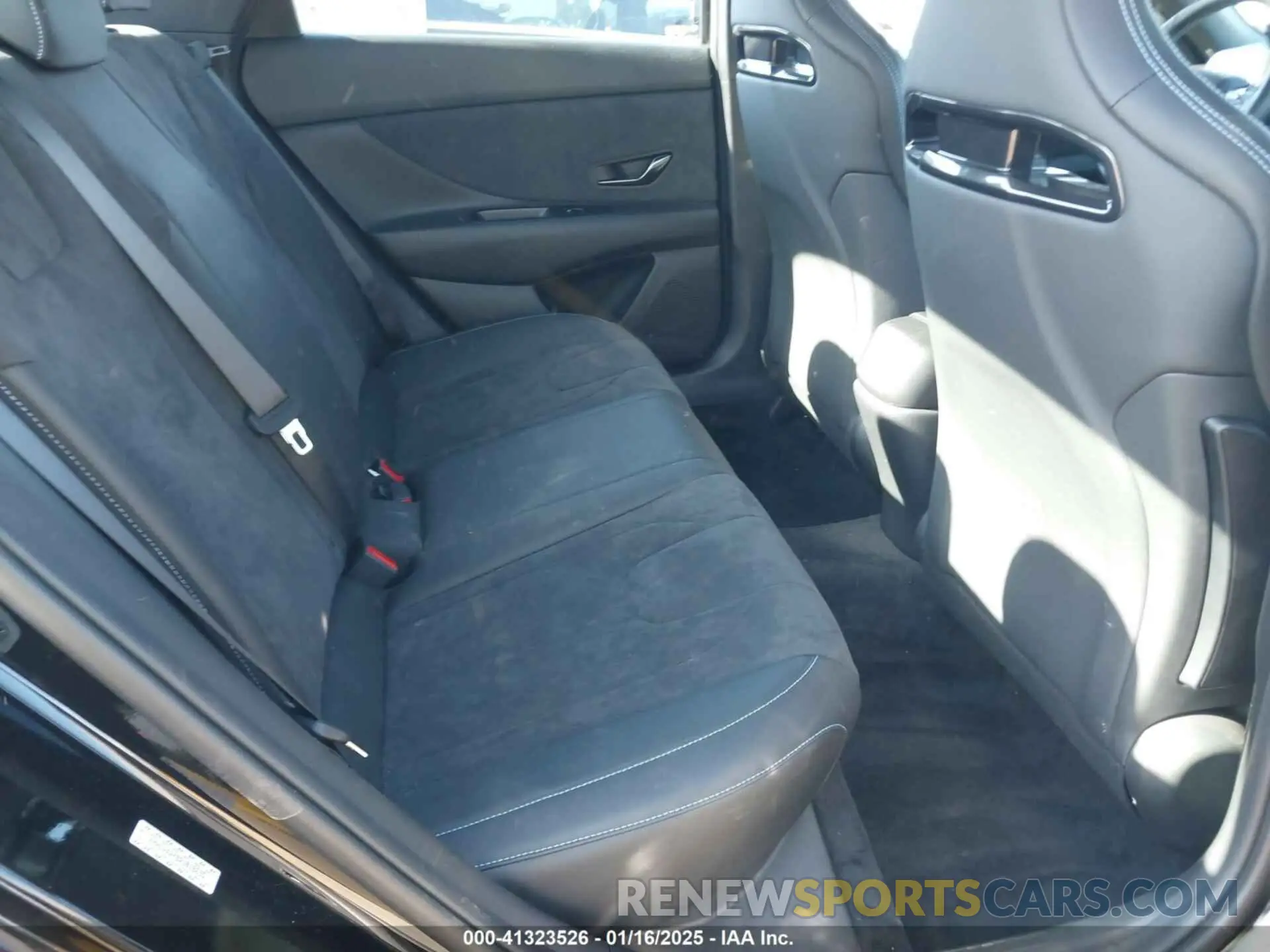8 fotografías del automóvil dañado KMHLW4AK8PU018635 HYUNDAI ELANTRA N 2023