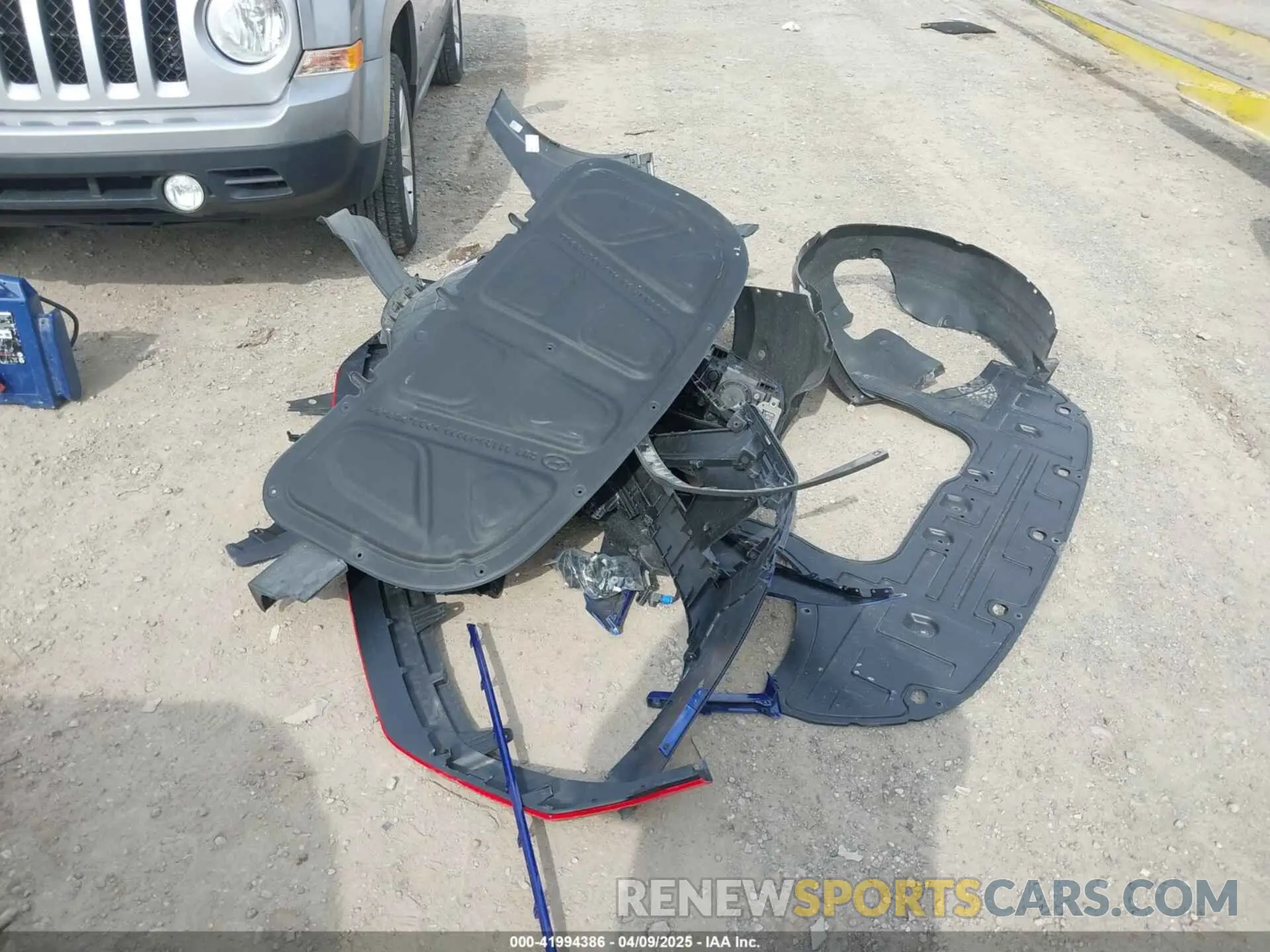 12 fotografías del automóvil dañado KMHLW4DK4RU020252 HYUNDAI ELANTRA N 2024