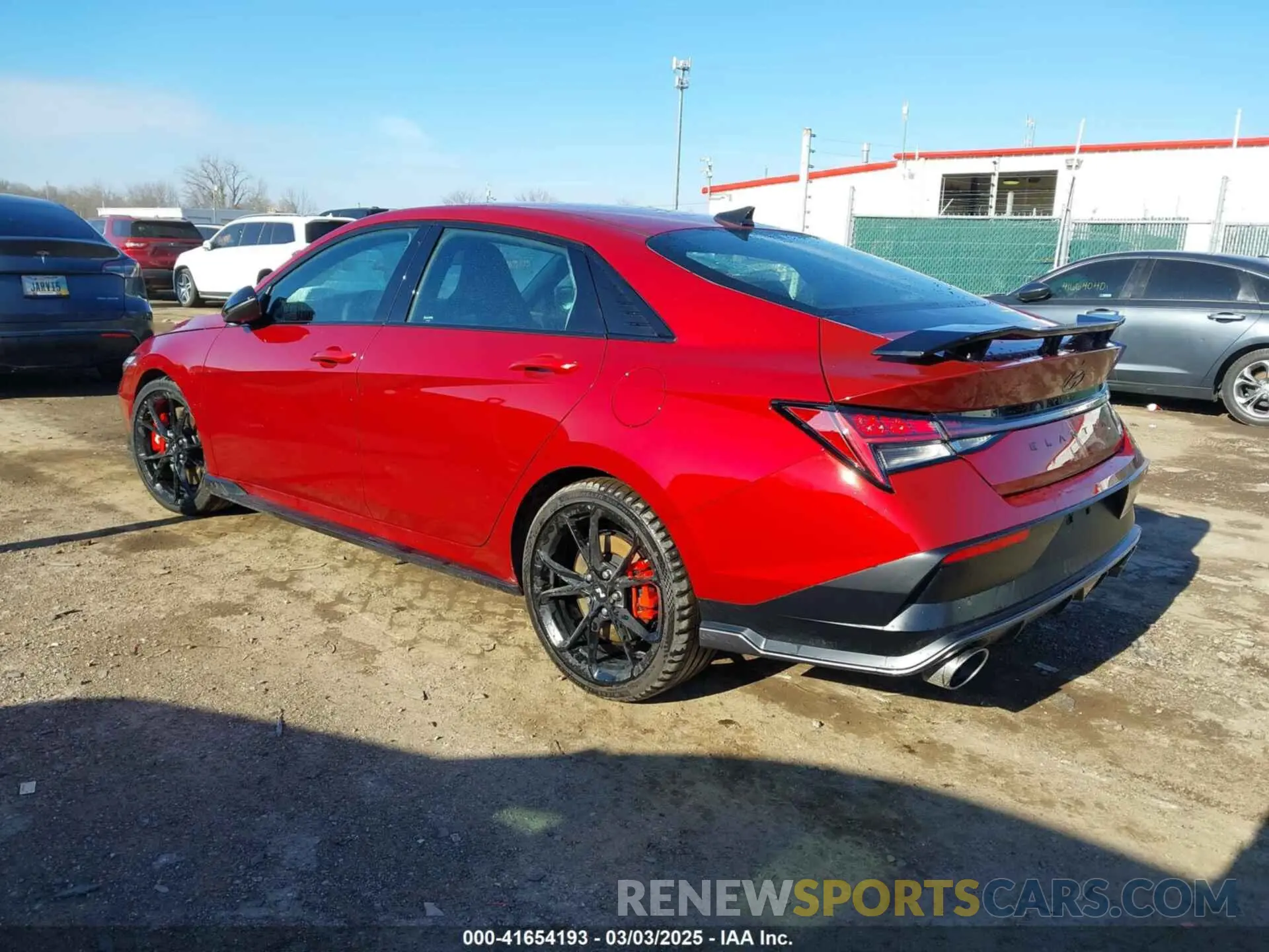 3 fotografías del automóvil dañado KMHLW4DK5RU022852 HYUNDAI ELANTRA N 2024