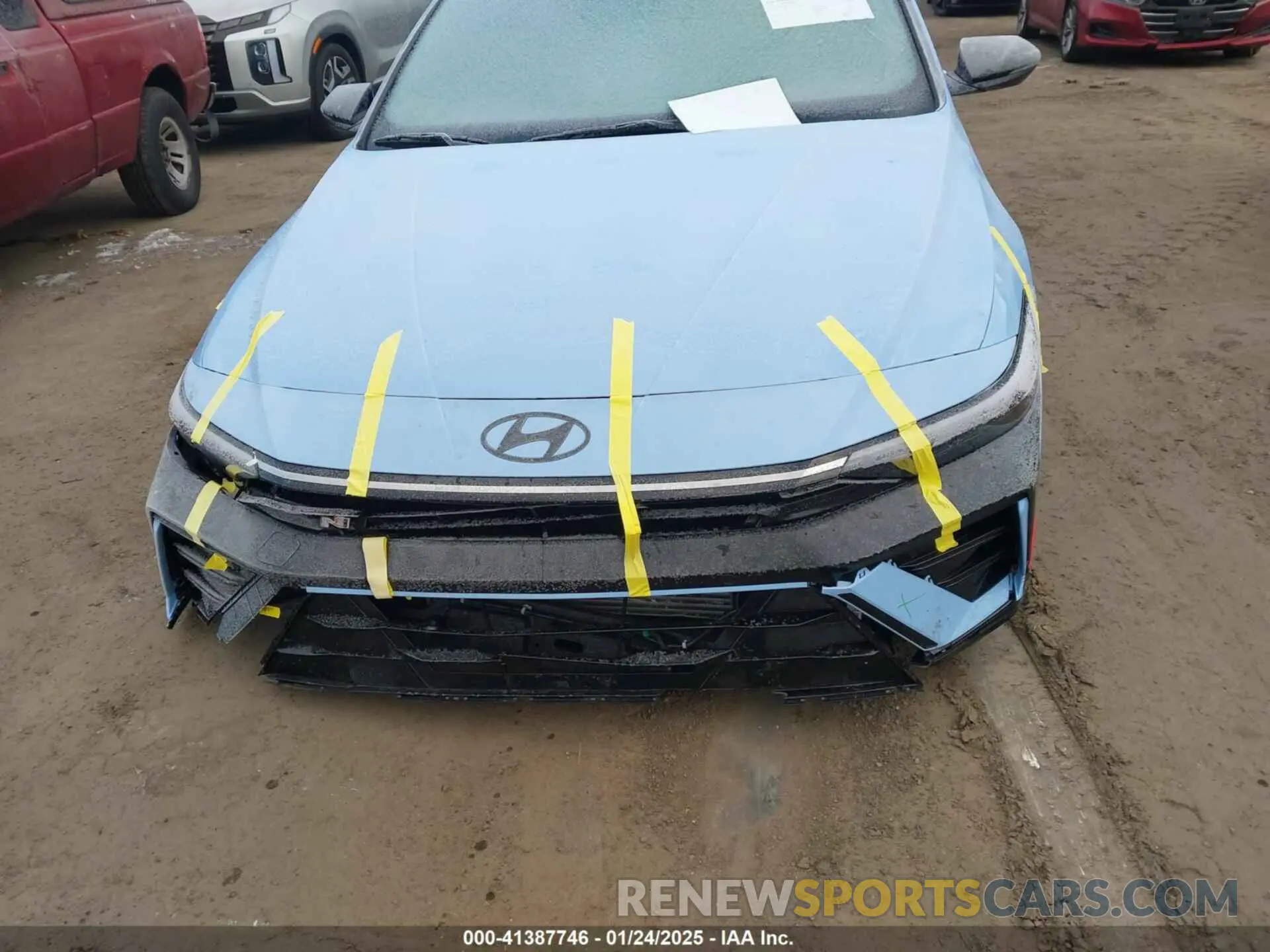 13 fotografías del automóvil dañado KMHLW4DK5SU025093 HYUNDAI ELANTRA N 2025