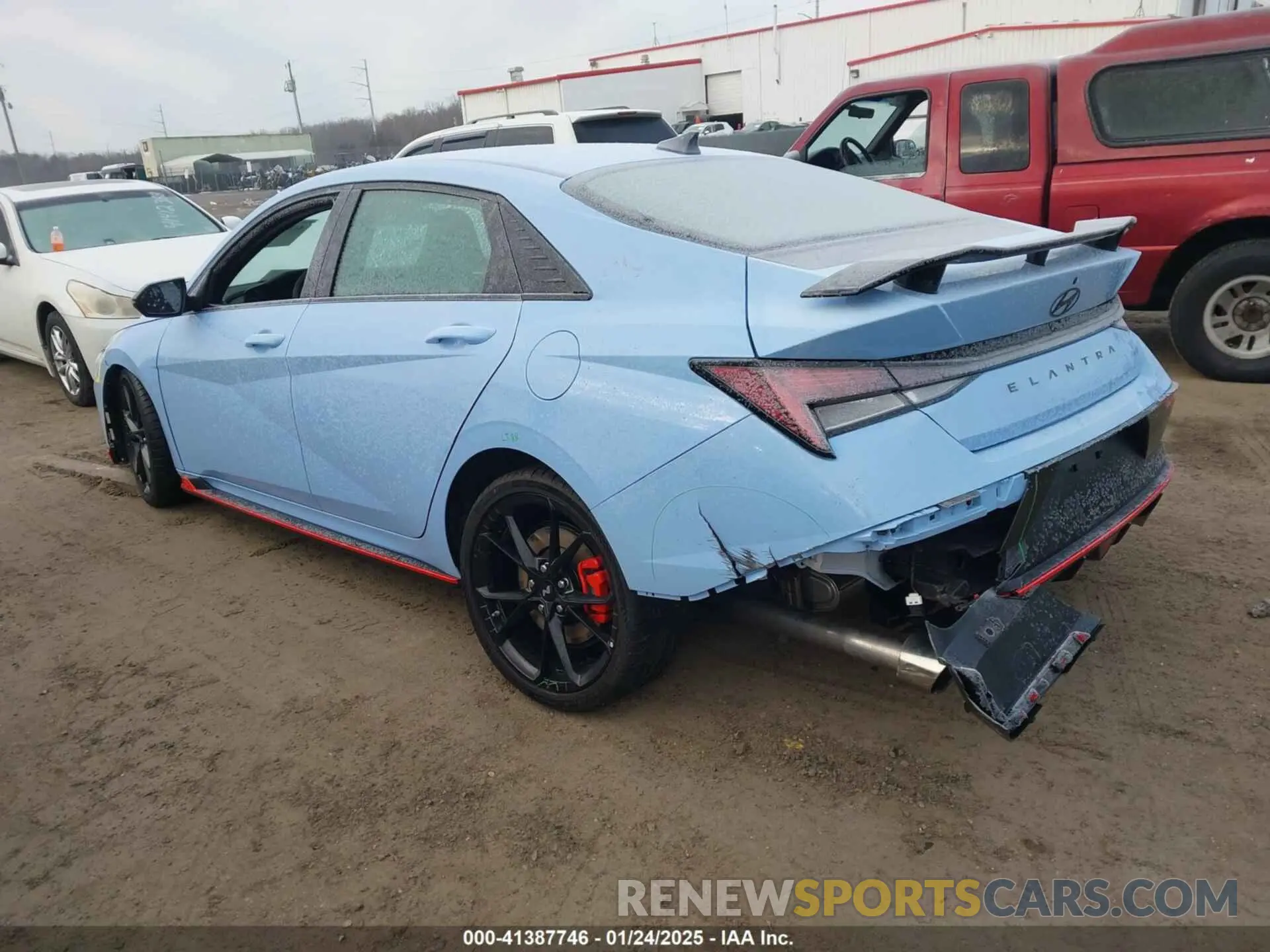 3 fotografías del automóvil dañado KMHLW4DK5SU025093 HYUNDAI ELANTRA N 2025