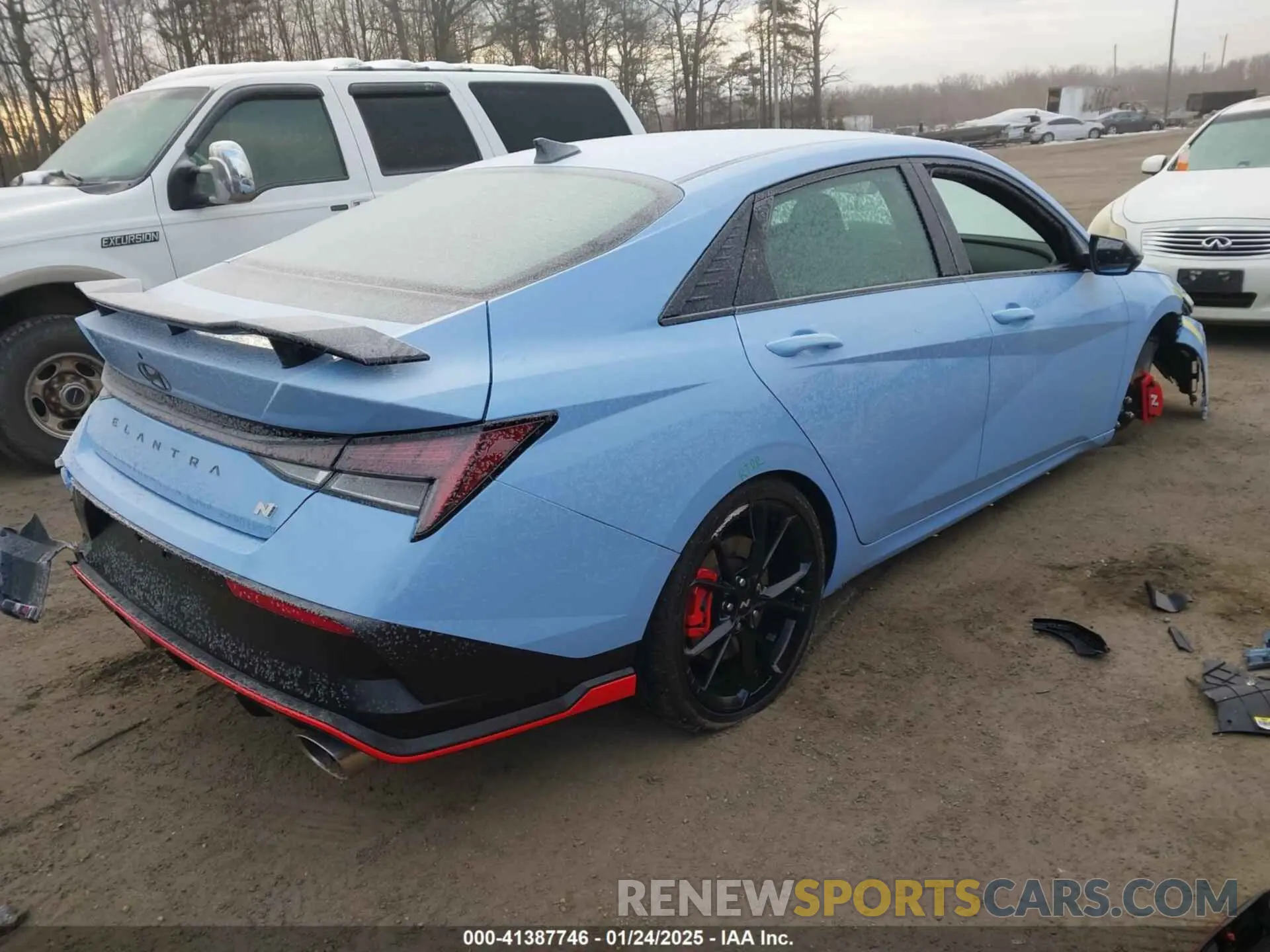4 fotografías del automóvil dañado KMHLW4DK5SU025093 HYUNDAI ELANTRA N 2025