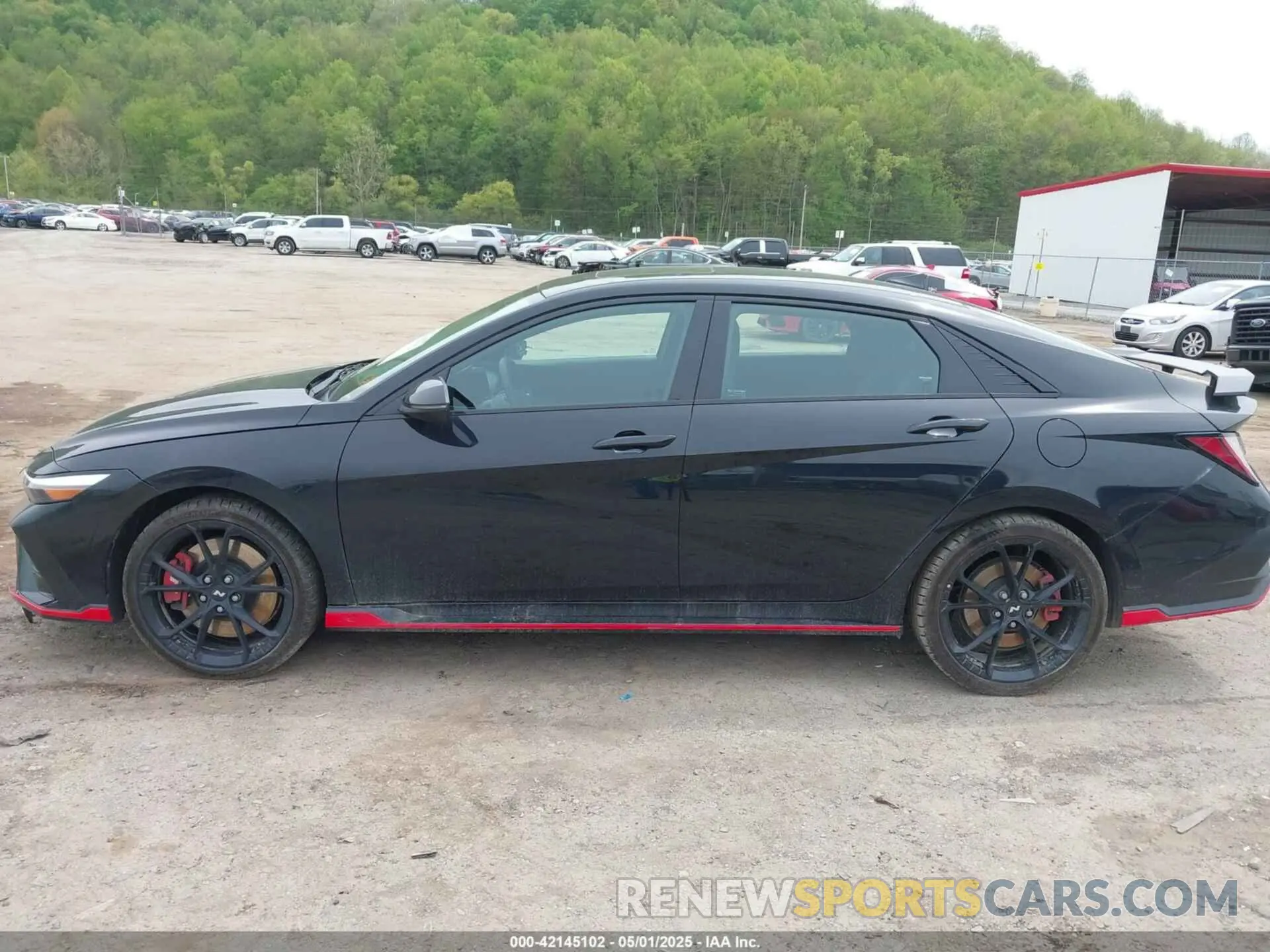 14 fotografías del automóvil dañado KMHLW4DK7SU026830 HYUNDAI ELANTRA N 2025