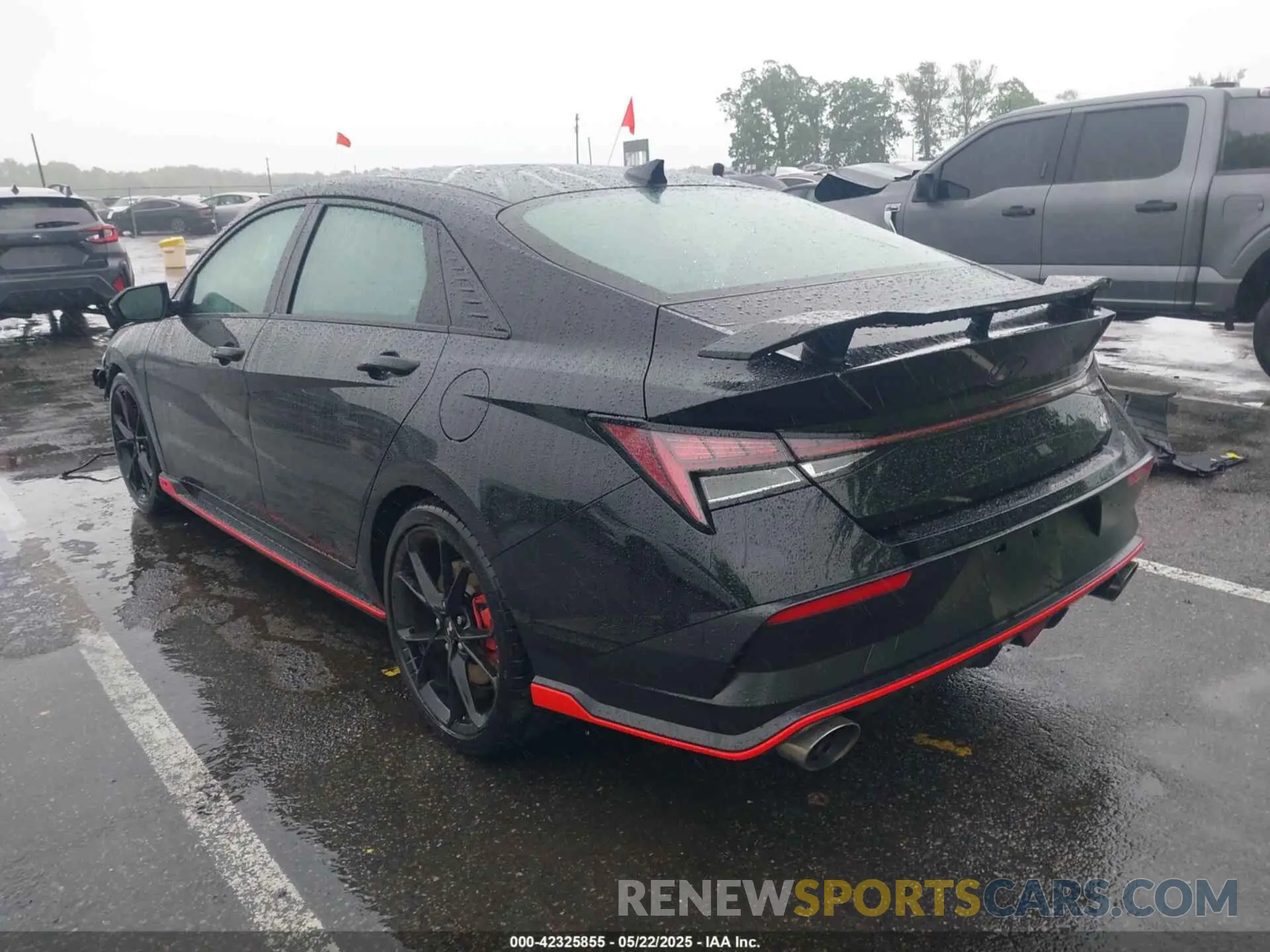 3 fotografías del automóvil dañado KMHLW4DK7SU027749 HYUNDAI ELANTRA N 2025