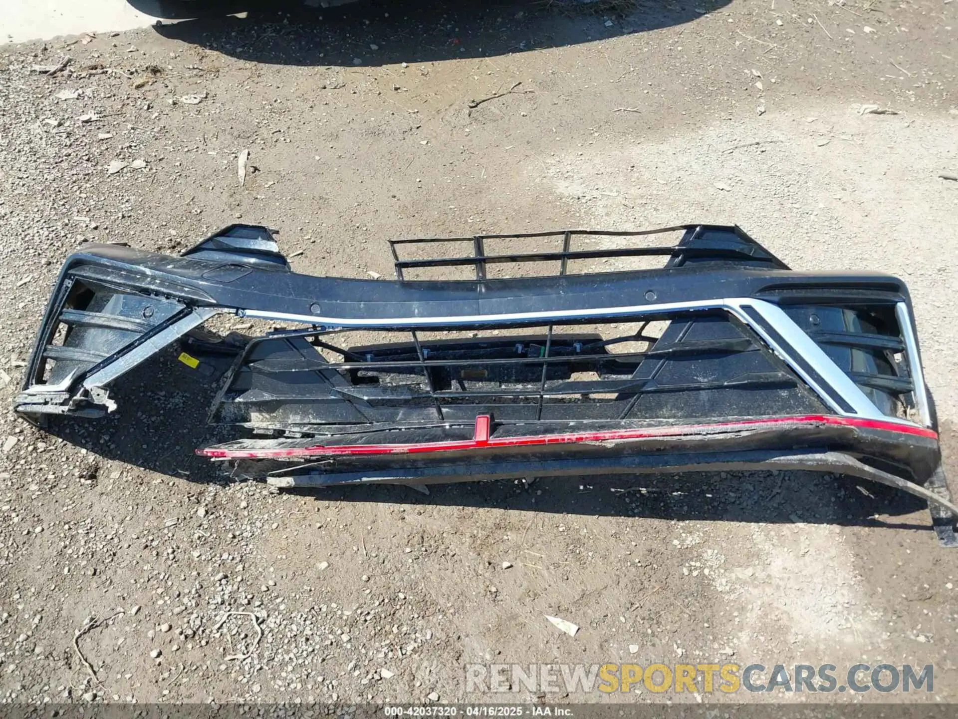 12 fotografías del automóvil dañado KMHLW4DK9SU027798 HYUNDAI ELANTRA N 2025