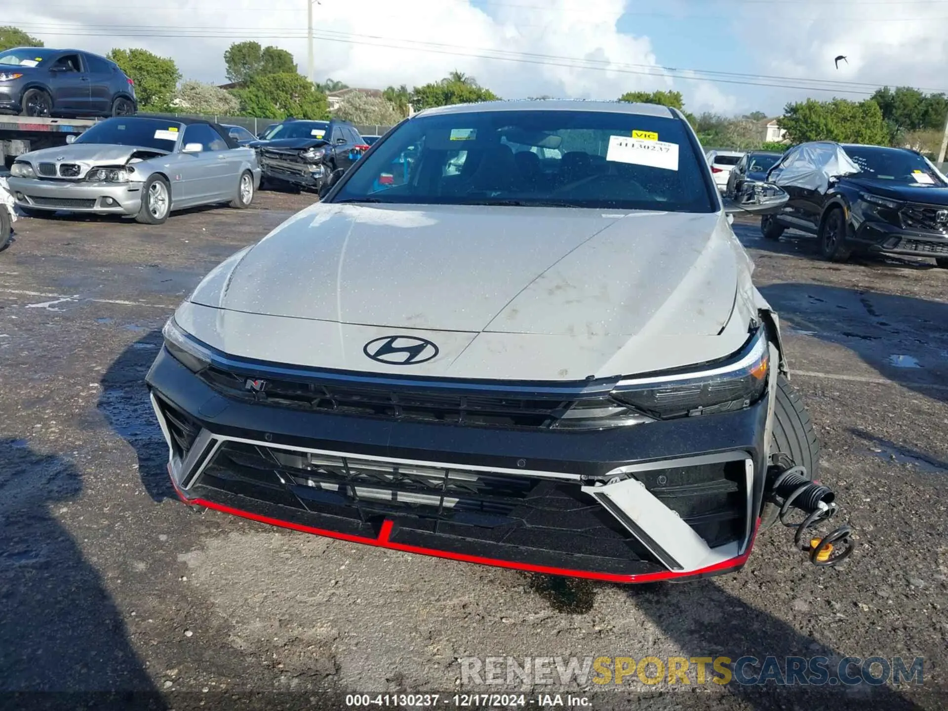 12 fotografías del automóvil dañado KMHLW4DKXSU023713 HYUNDAI ELANTRA N 2025