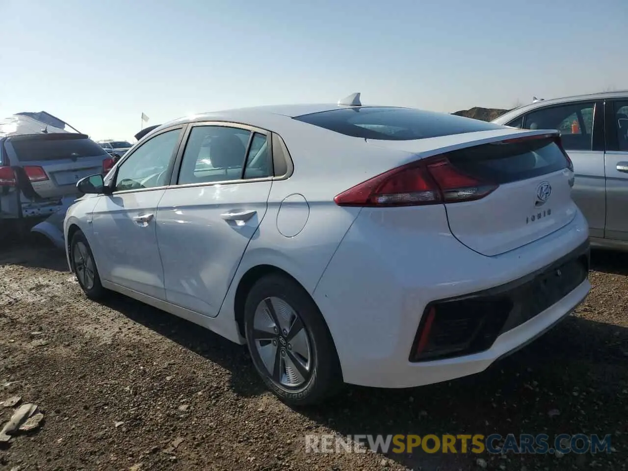 2 fotografías del automóvil dañado KMHC65LC0KU160188 HYUNDAI IONIQ 2019