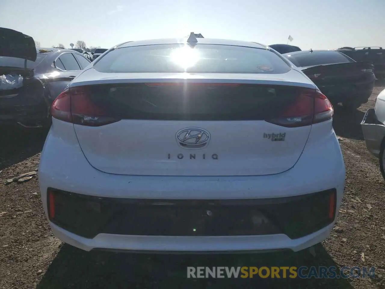 6 fotografías del automóvil dañado KMHC65LC0KU160188 HYUNDAI IONIQ 2019