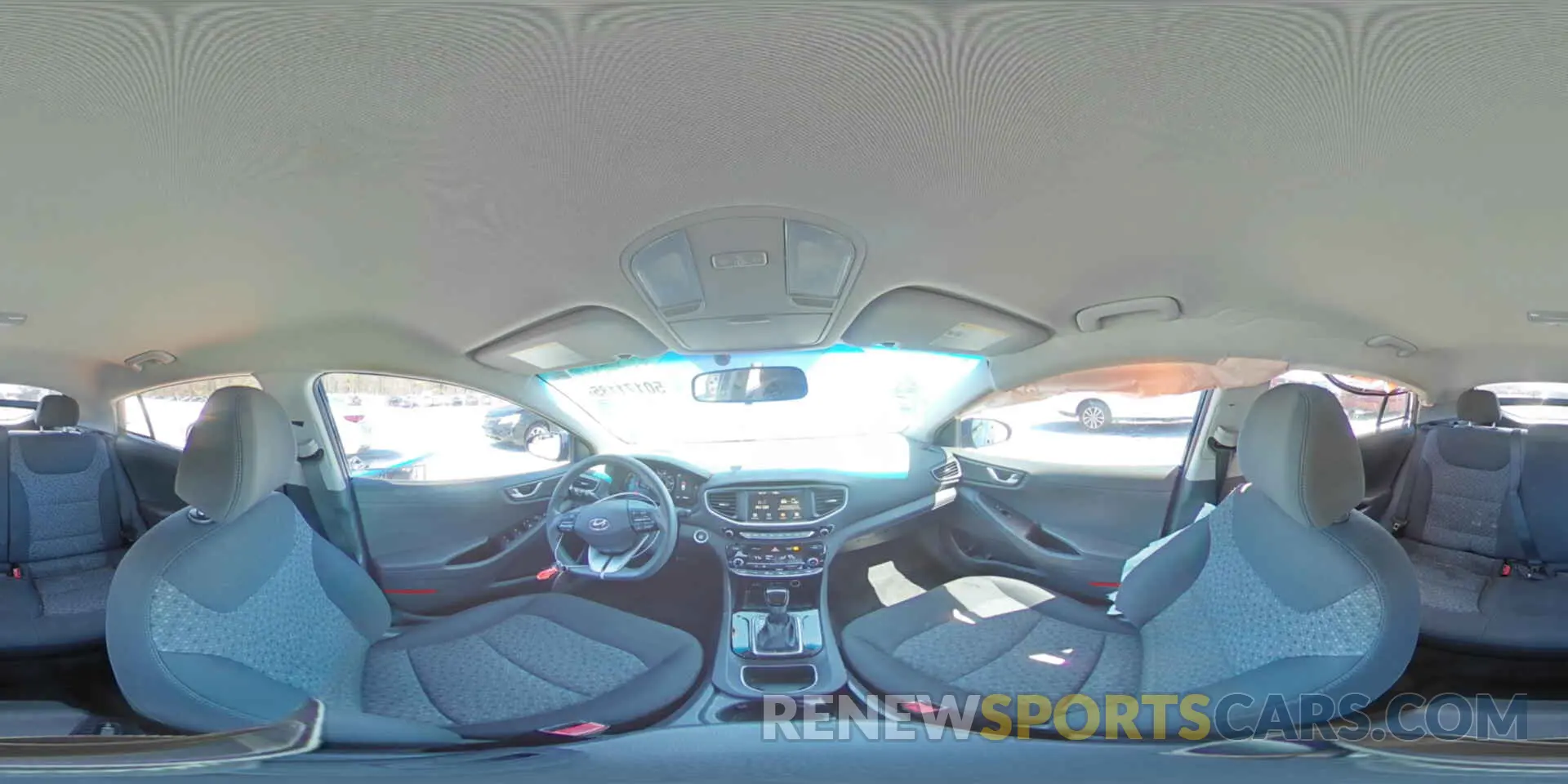 13 fotografías del automóvil dañado KMHC65LC3KU168835 HYUNDAI IONIQ 2019