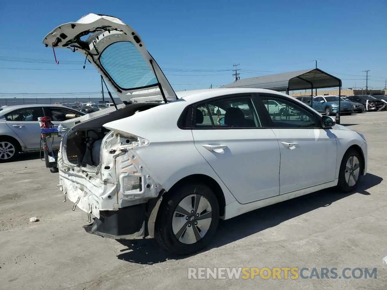 3 fotografías del automóvil dañado KMHC65LC5KU179366 HYUNDAI IONIQ 2019
