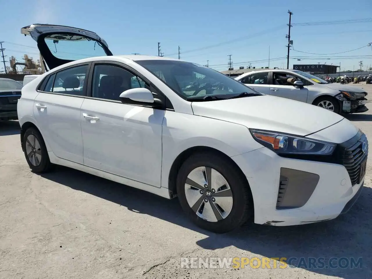 4 fotografías del automóvil dañado KMHC65LC5KU179366 HYUNDAI IONIQ 2019