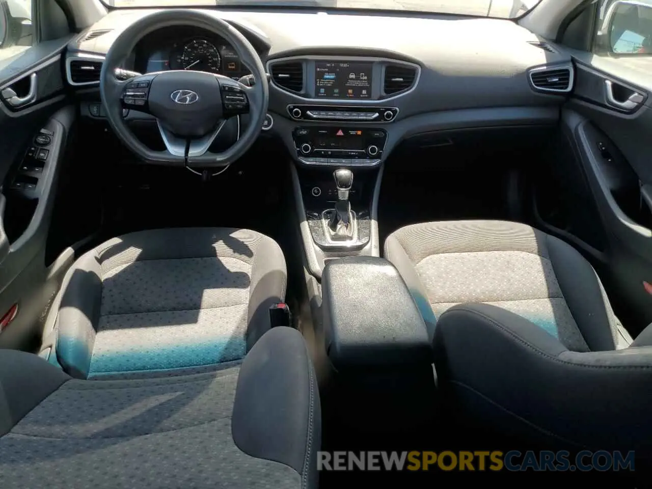 8 fotografías del automóvil dañado KMHC65LC6KU124599 HYUNDAI IONIQ 2019