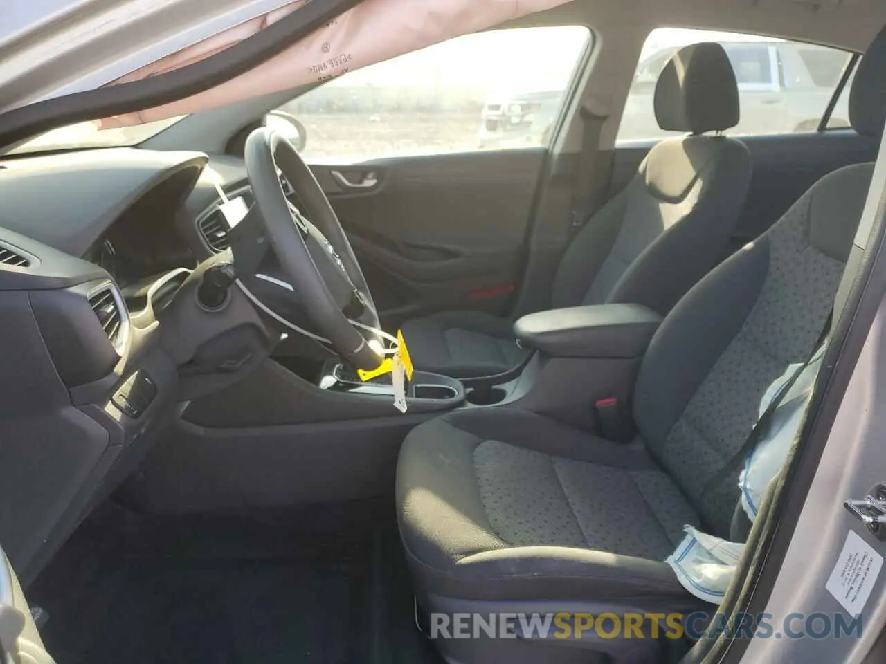 7 fotografías del automóvil dañado KMHC65LC8KU119680 HYUNDAI IONIQ 2019