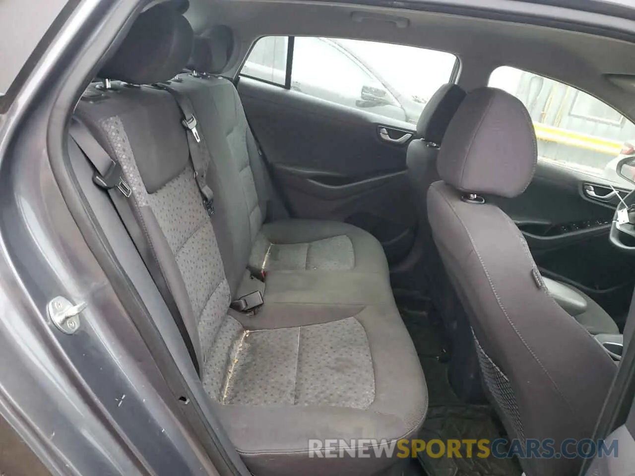 10 fotografías del automóvil dañado KMHC65LC8KU171620 HYUNDAI IONIQ 2019
