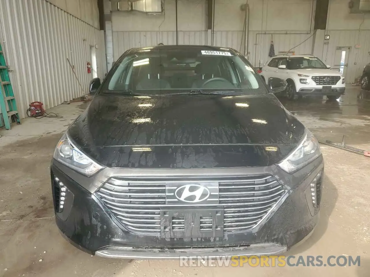 5 fotografías del automóvil dañado KMHC75LC3KU129336 HYUNDAI IONIQ 2019
