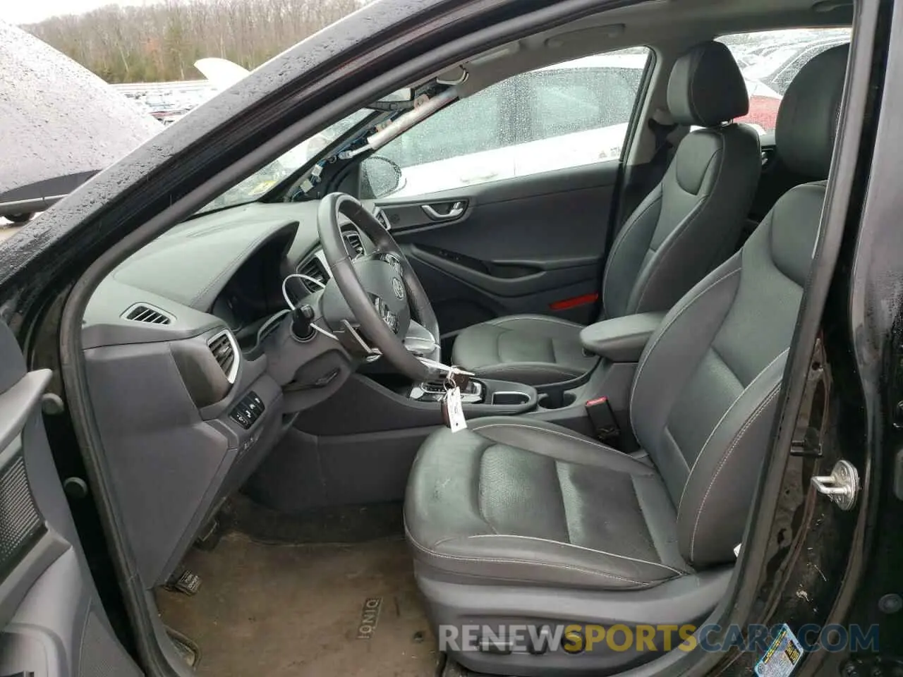 7 fotografías del automóvil dañado KMHC75LD4KU161835 HYUNDAI IONIQ 2019