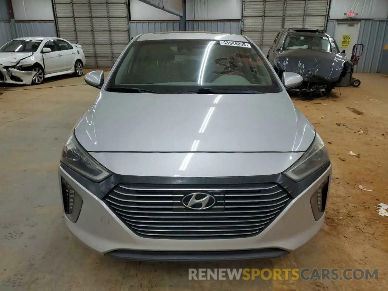 5 fotografías del automóvil dañado KMHC85LC1KU110801 HYUNDAI IONIQ 2019