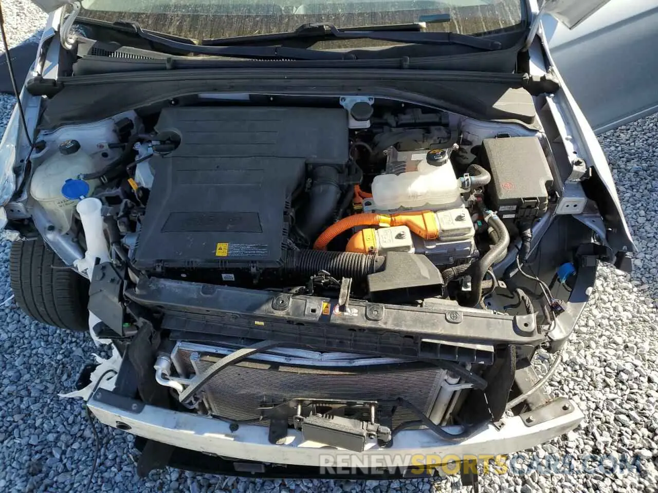 11 fotografías del automóvil dañado KMHC05LC4LU201232 HYUNDAI IONIQ 2020