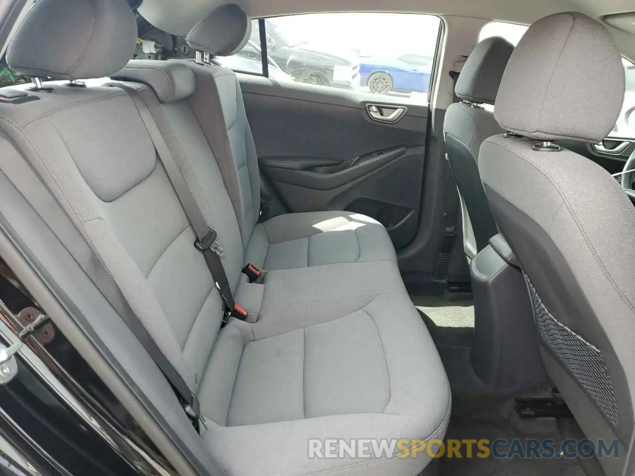 10 fotografías del automóvil dañado KMHC65LC0LU241340 HYUNDAI IONIQ 2020