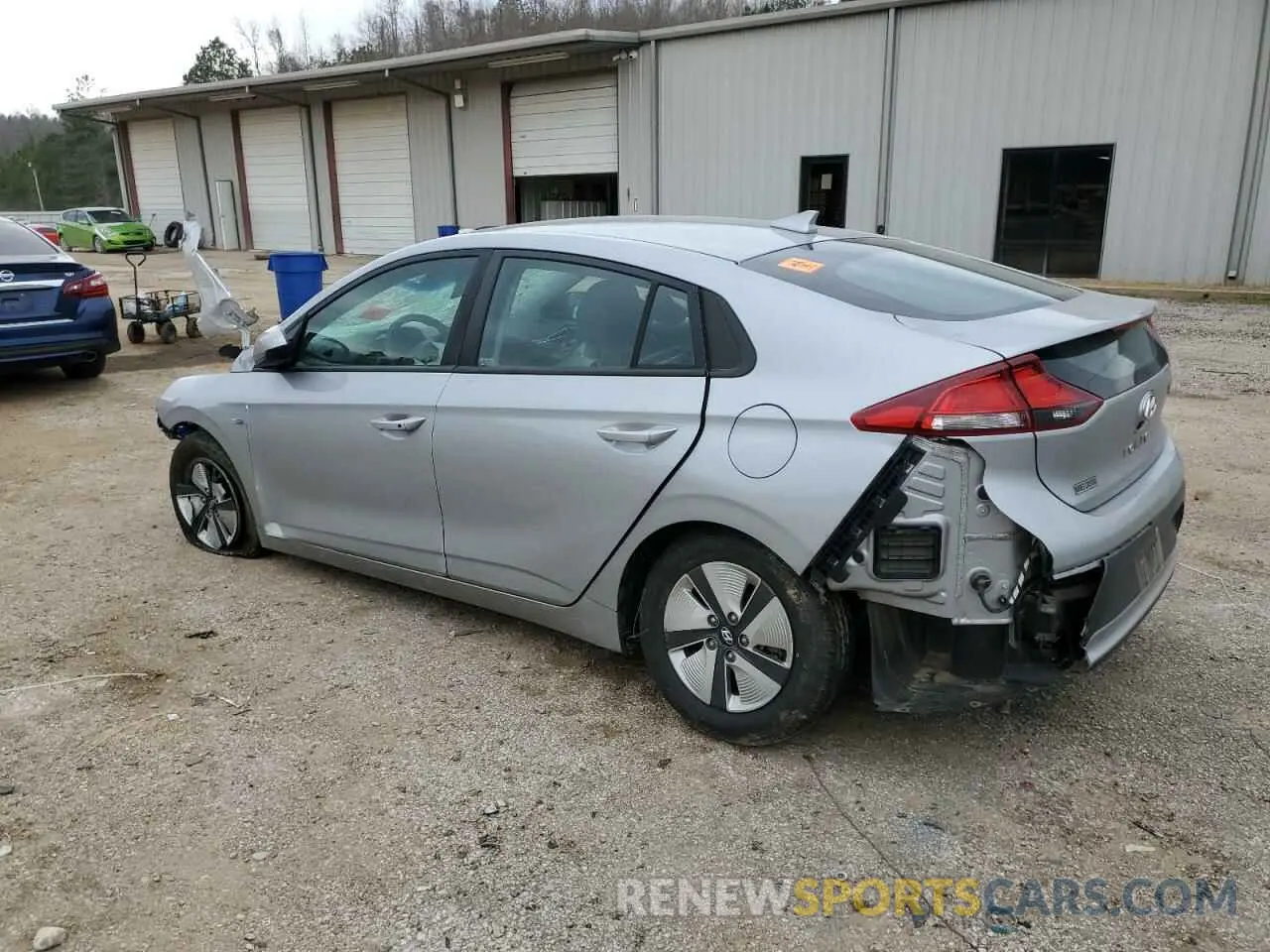 2 fotografías del automóvil dañado KMHC65LC1LU210839 HYUNDAI IONIQ 2020