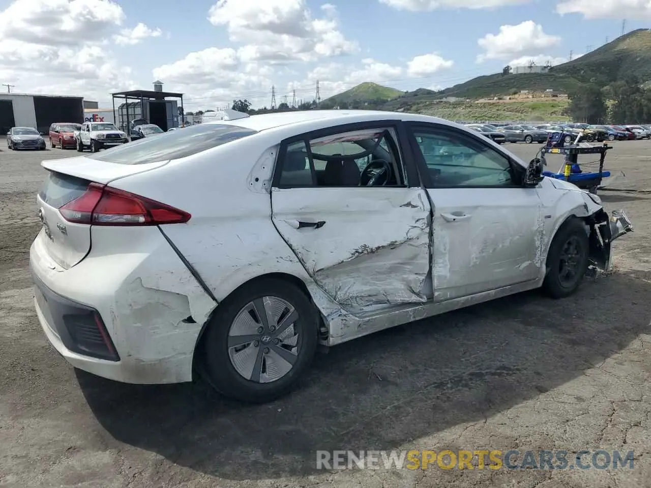 3 fotografías del automóvil dañado KMHC65LC1LU234347 HYUNDAI IONIQ 2020