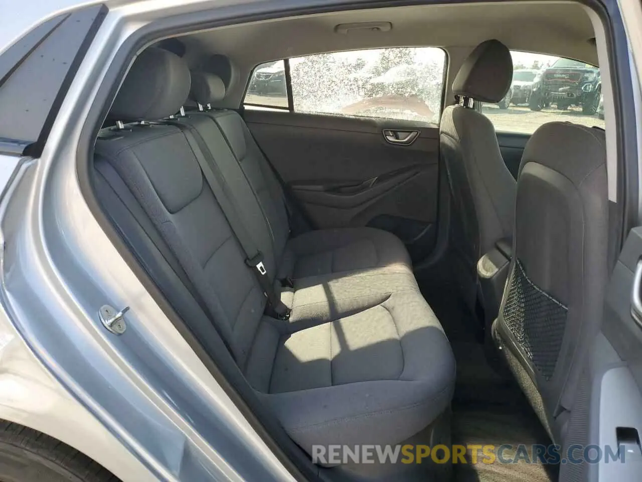 10 fotografías del automóvil dañado KMHC65LC3LU200846 HYUNDAI IONIQ 2020