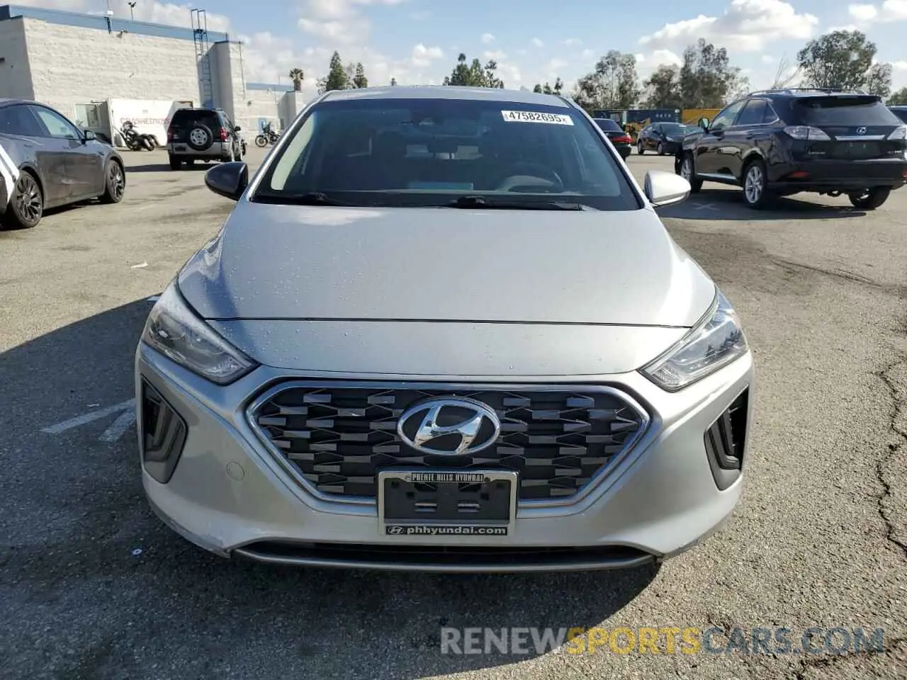 5 fotografías del automóvil dañado KMHC65LC3LU200846 HYUNDAI IONIQ 2020