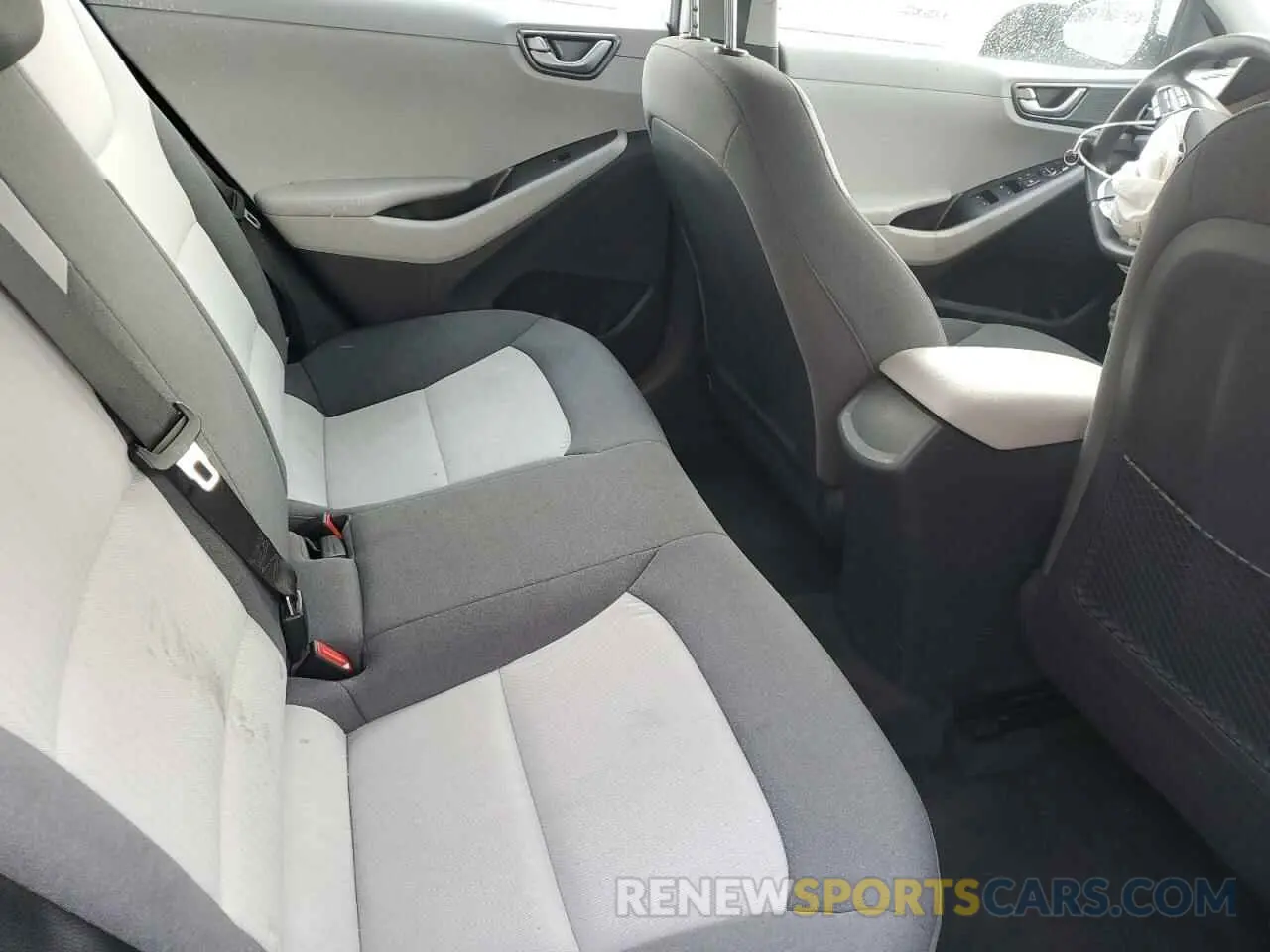 10 fotografías del automóvil dañado KMHC65LC5LU234609 HYUNDAI IONIQ 2020