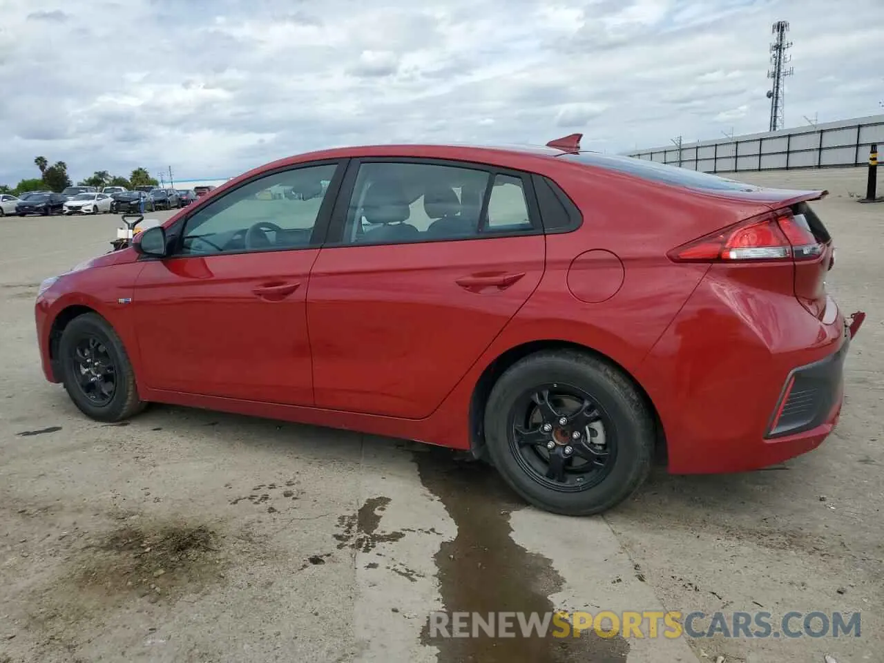 2 fotografías del automóvil dañado KMHC65LC6LU227863 HYUNDAI IONIQ 2020